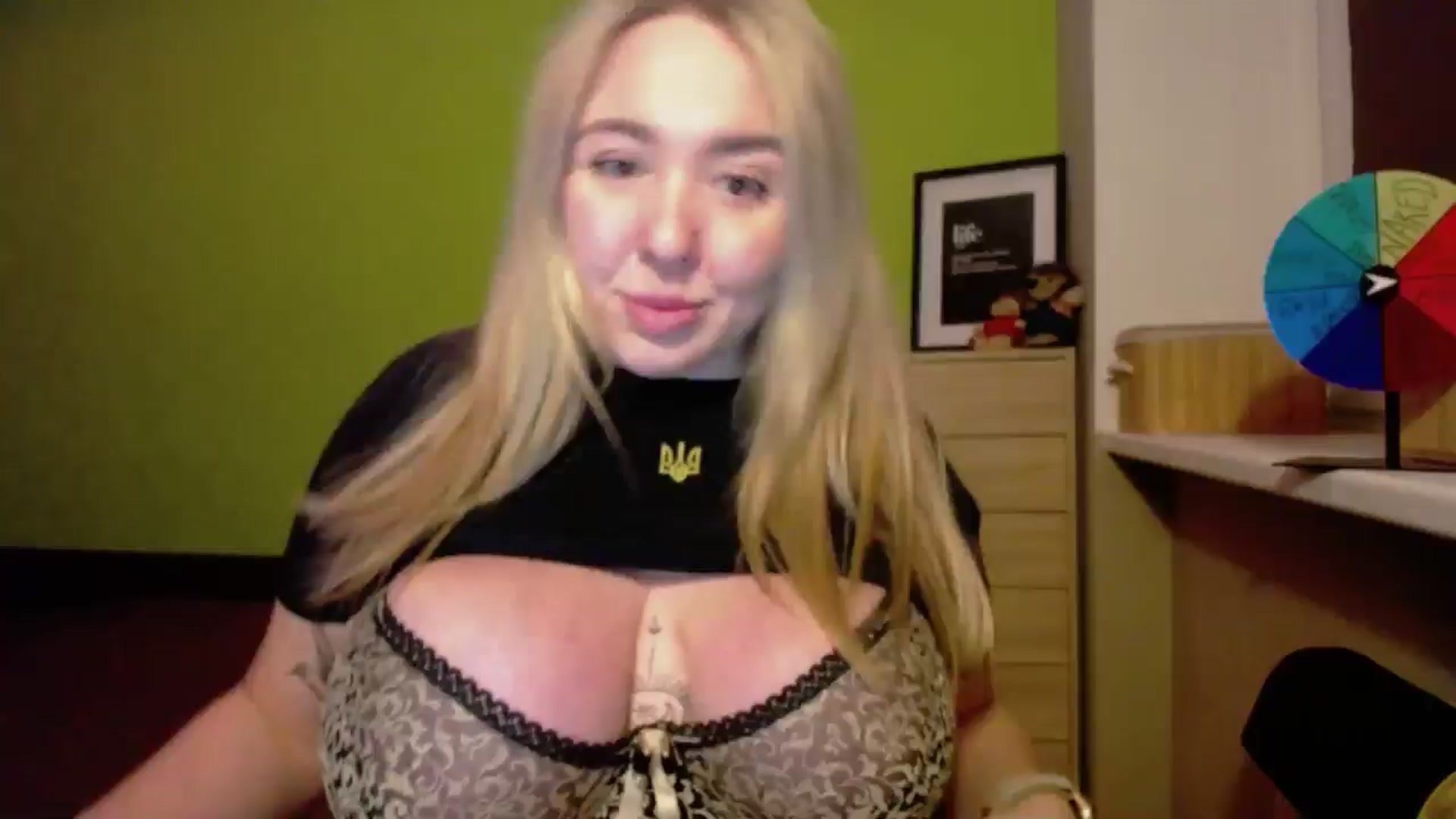 Gallery image thumbnail from Valeriya4353's myfreecams stream on, 02/21/2025, 17:41 image 1 of 20