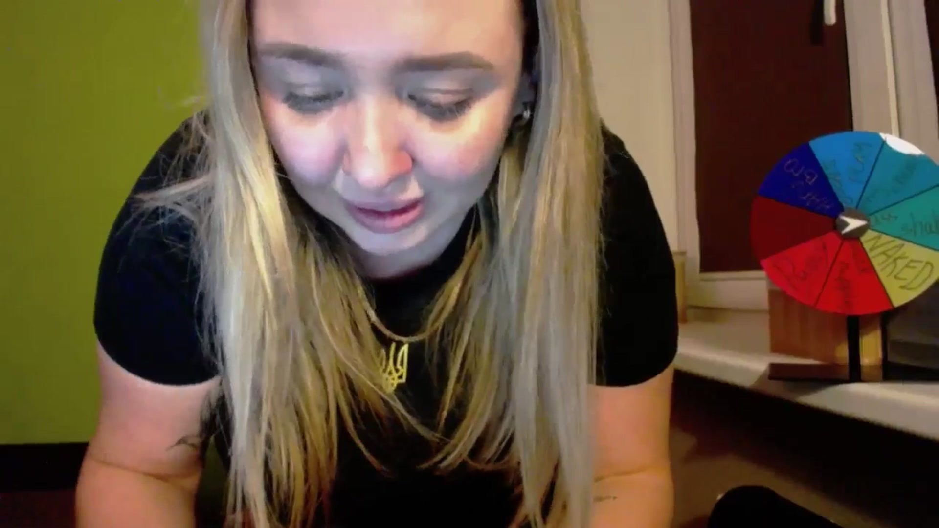 Gallery image thumbnail from Valeriya4353's myfreecams stream on, 02/21/2025, 19:08 image 5 of 20