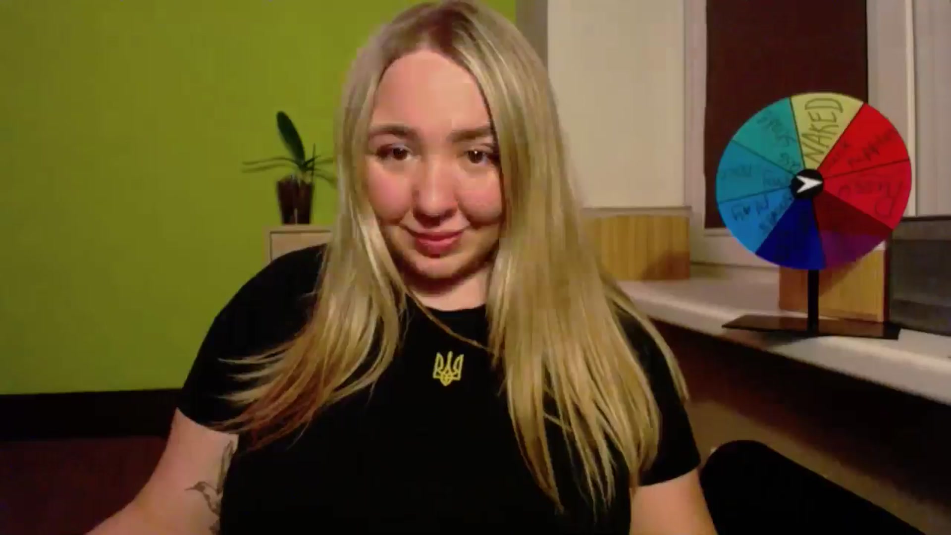 Gallery image thumbnail from Valeriya4353's myfreecams stream on, 02/21/2025, 19:08 image 2 of 20