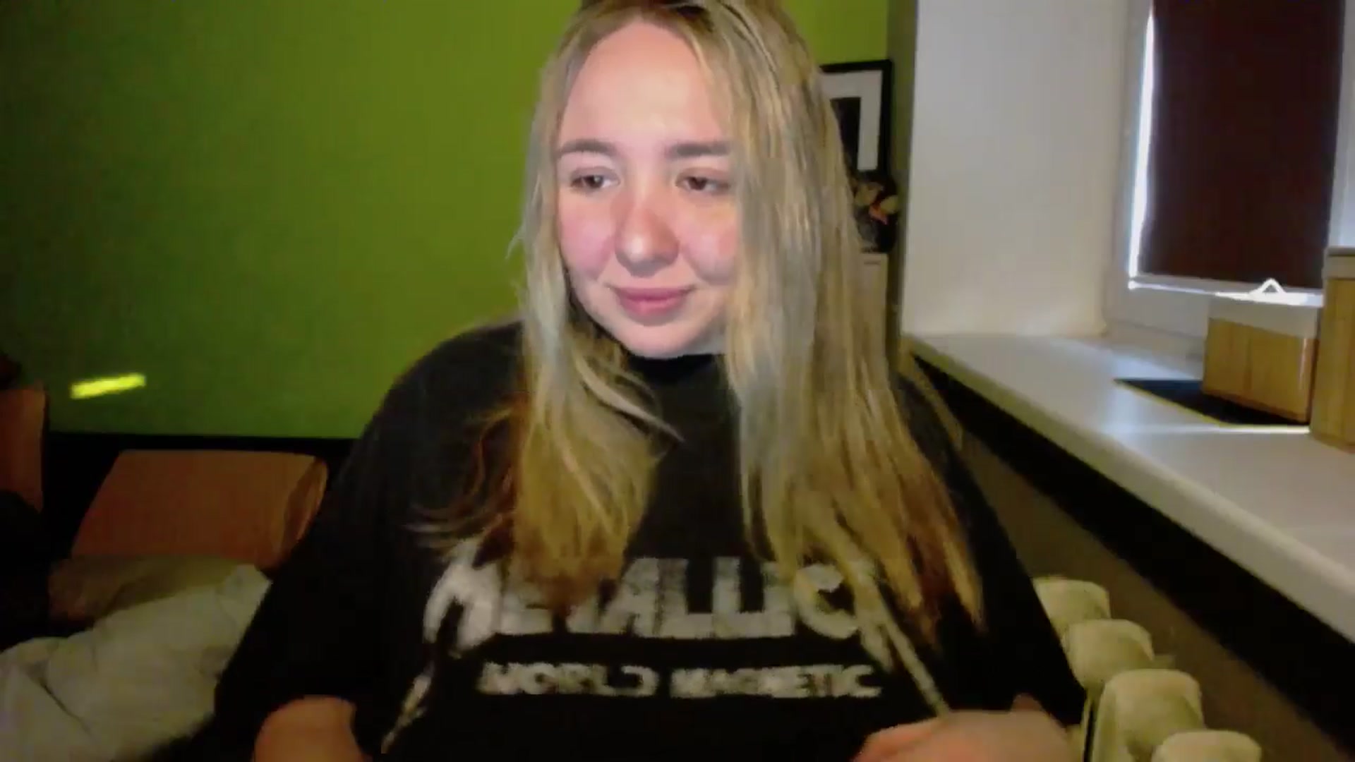 Gallery image thumbnail from Valeriya4353's myfreecams stream on, 02/25/2025, 14:48 image 11 of 20