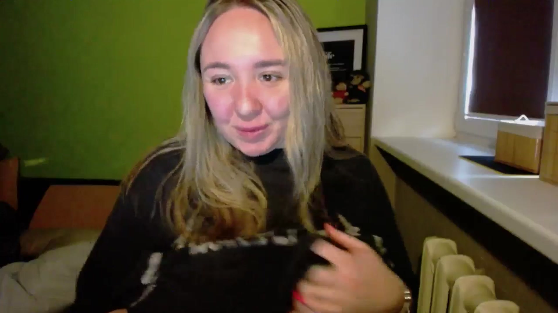 Gallery image thumbnail from Valeriya4353's myfreecams stream on, 02/25/2025, 14:48 image 8 of 20