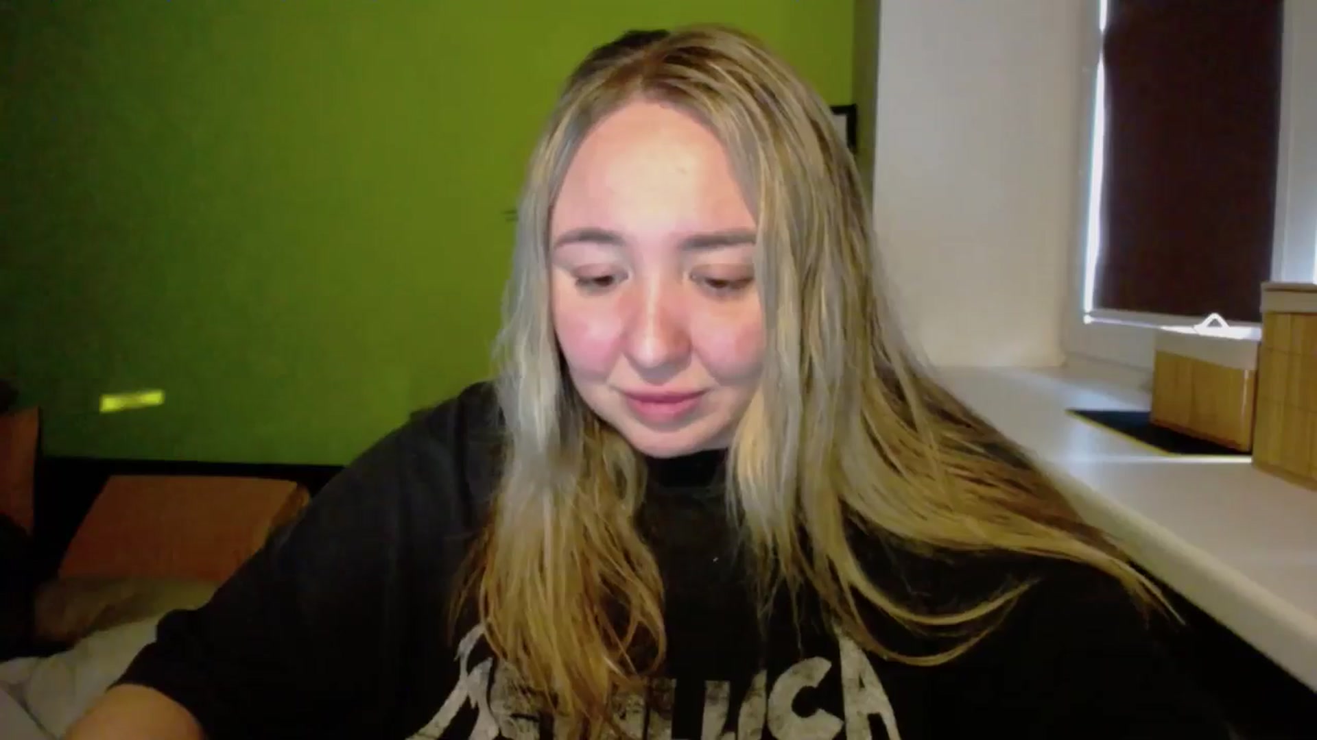 Gallery image thumbnail from Valeriya4353's myfreecams stream on, 02/25/2025, 14:48 image 16 of 20
