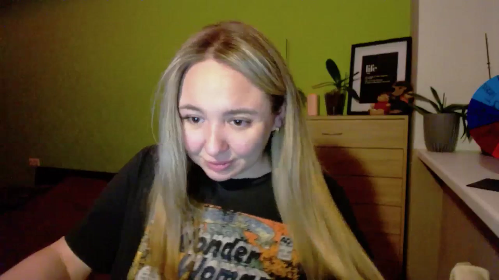 Gallery image thumbnail from Valeriya4353's myfreecams stream on, 02/28/2025, 17:42 image 8 of 20