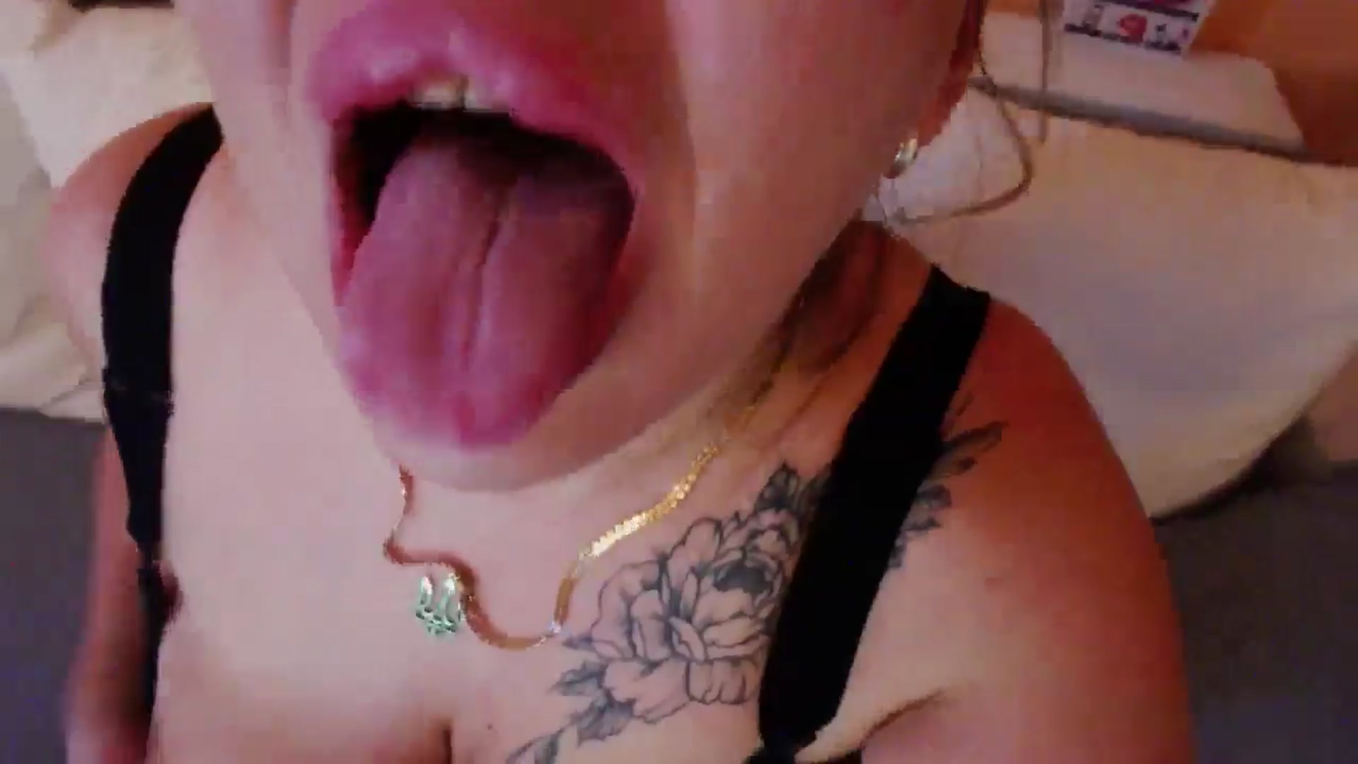 Gallery image thumbnail from Valeriya69's myfreecams stream on, 08/06/2024, 15:51 image 12 of 20