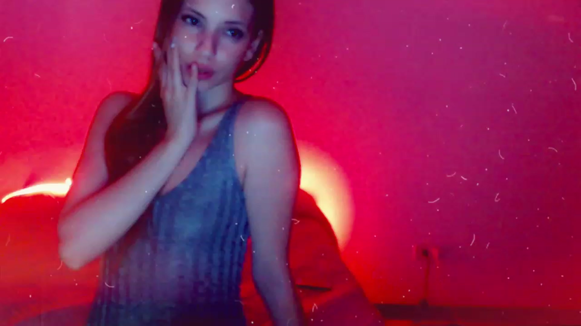 Gallery image thumbnail from Valery2love's myfreecams stream on, 12/02/2022, 07:17 image 12 of 20