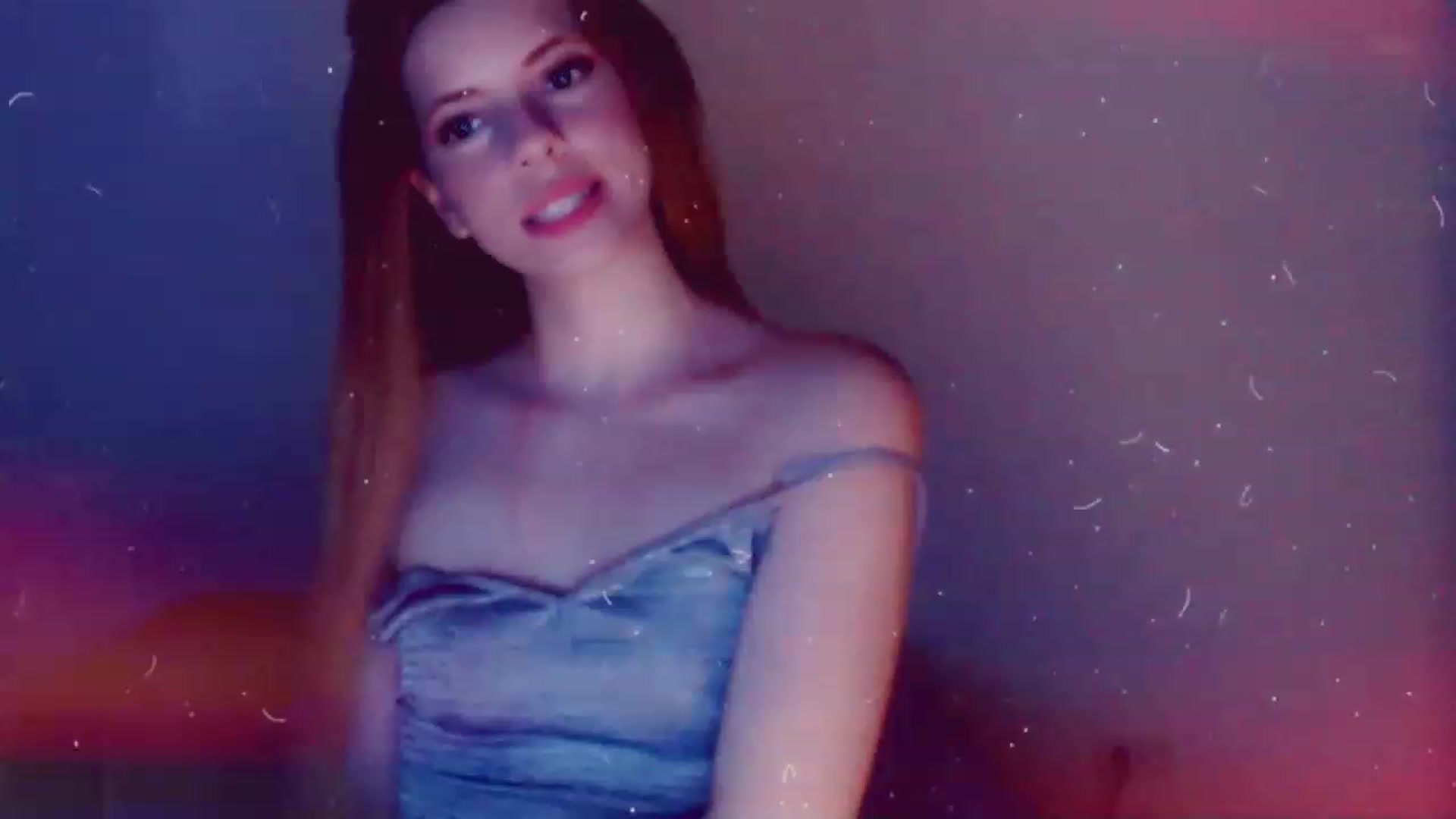 Gallery image thumbnail from Valery2love's myfreecams stream on, 12/23/2022, 07:11 image 8 of 20