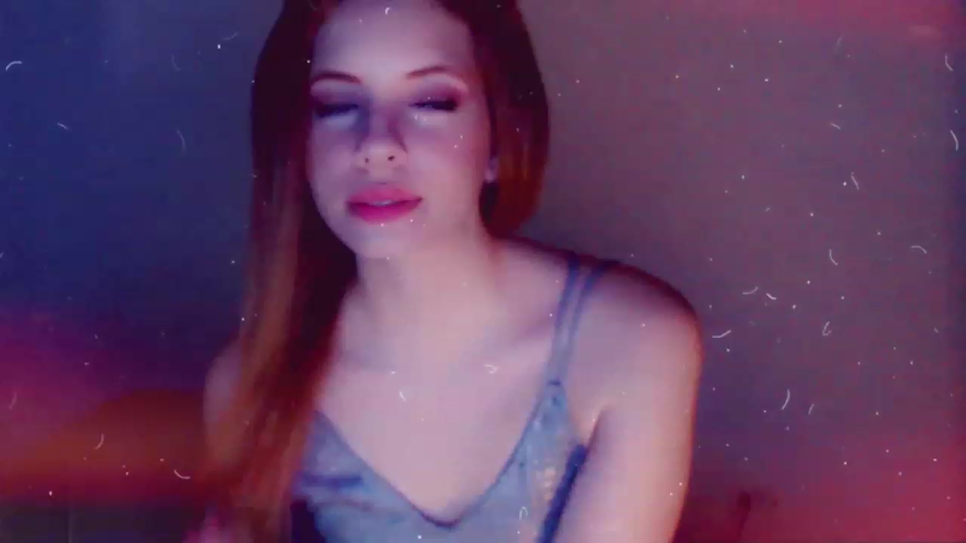 Gallery image thumbnail from Valery2love's myfreecams stream on, 12/23/2022, 07:11 image 3 of 20