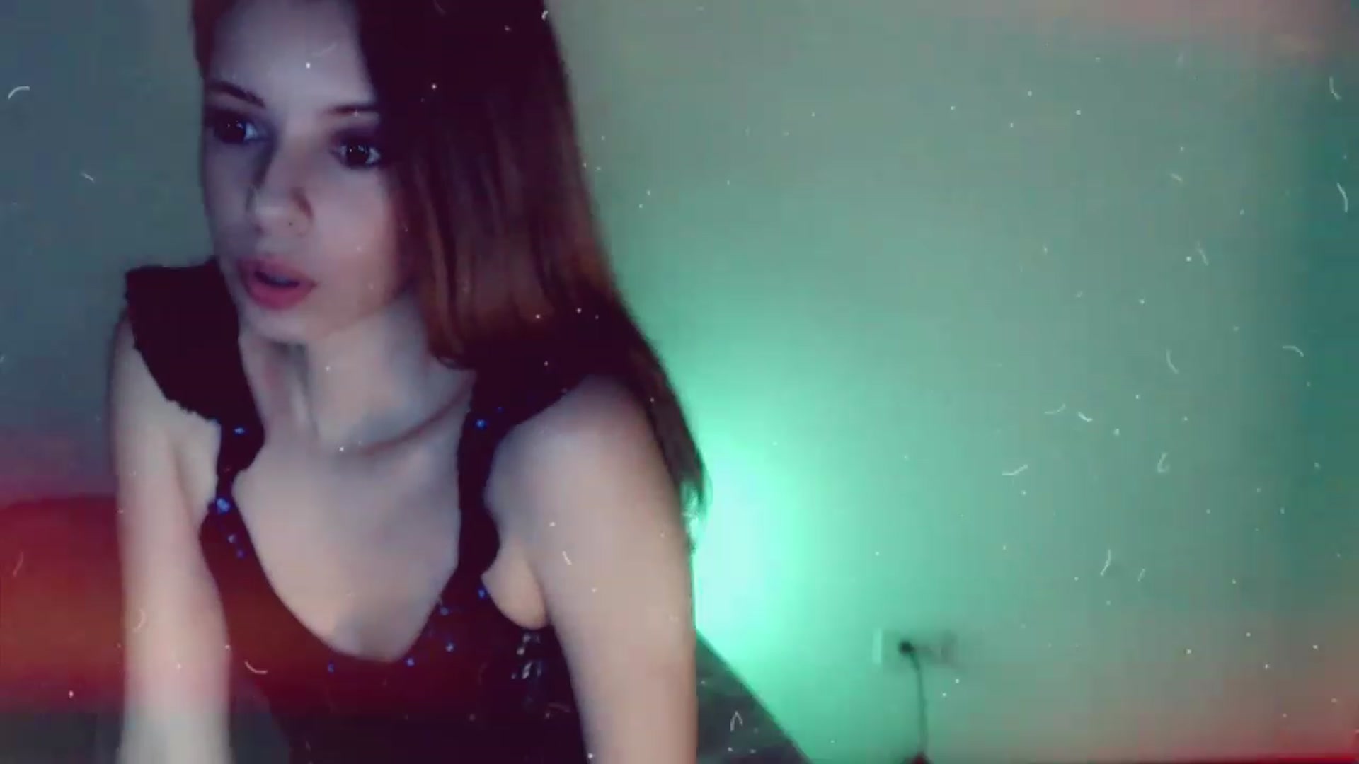 Gallery image thumbnail from Valery2love's myfreecams stream on, 12/28/2022, 07:28 image 6 of 20