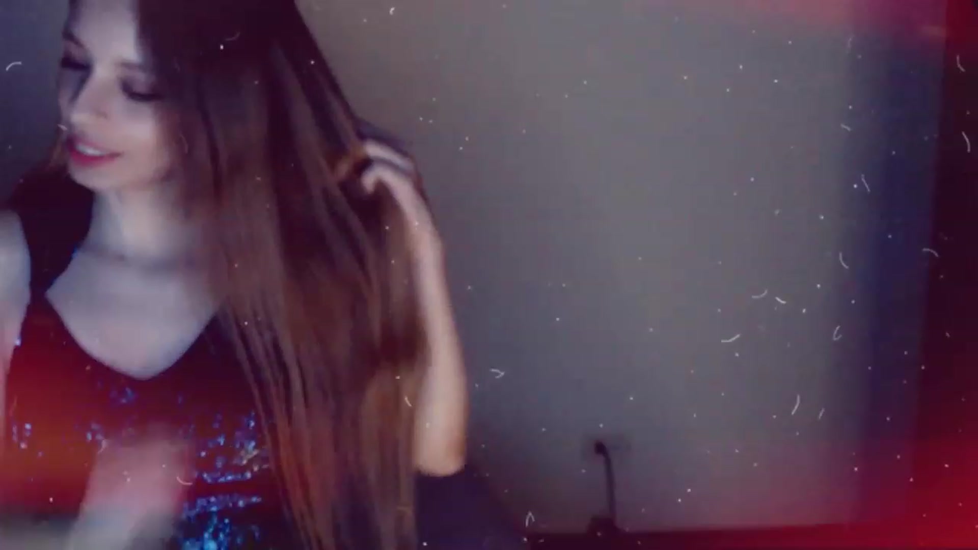 Gallery image thumbnail from Valery2love's myfreecams stream on, 12/28/2022, 08:53 image 4 of 20