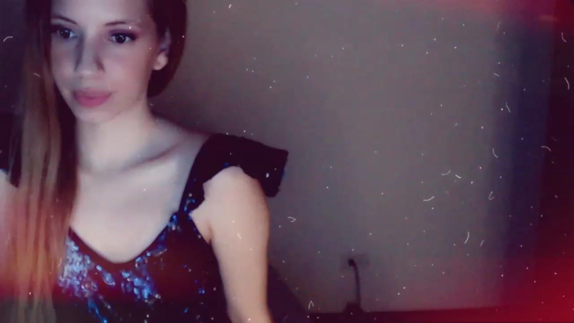 Gallery image thumbnail from Valery2love's myfreecams stream on, 12/28/2022, 08:53 image 12 of 20