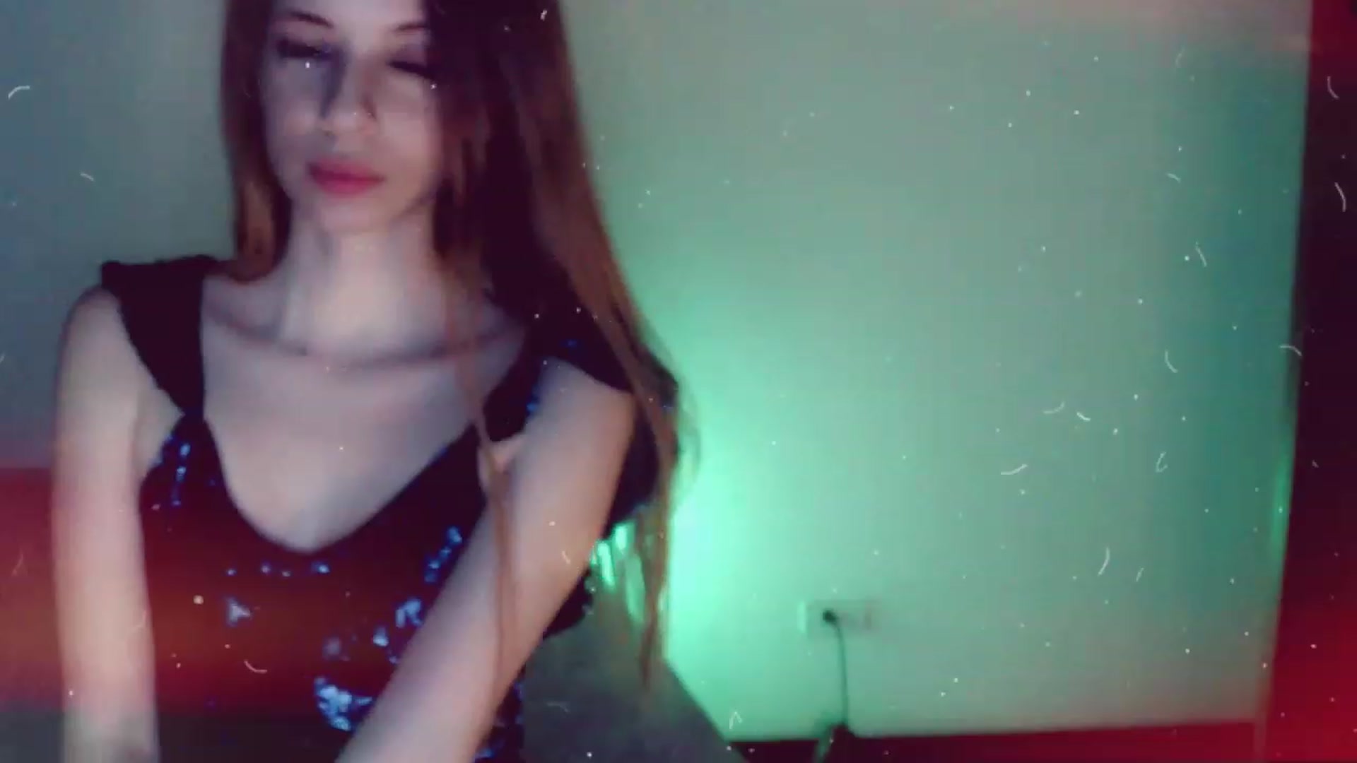 Gallery image thumbnail from Valery2love's myfreecams stream on, 12/28/2022, 08:53 image 19 of 20