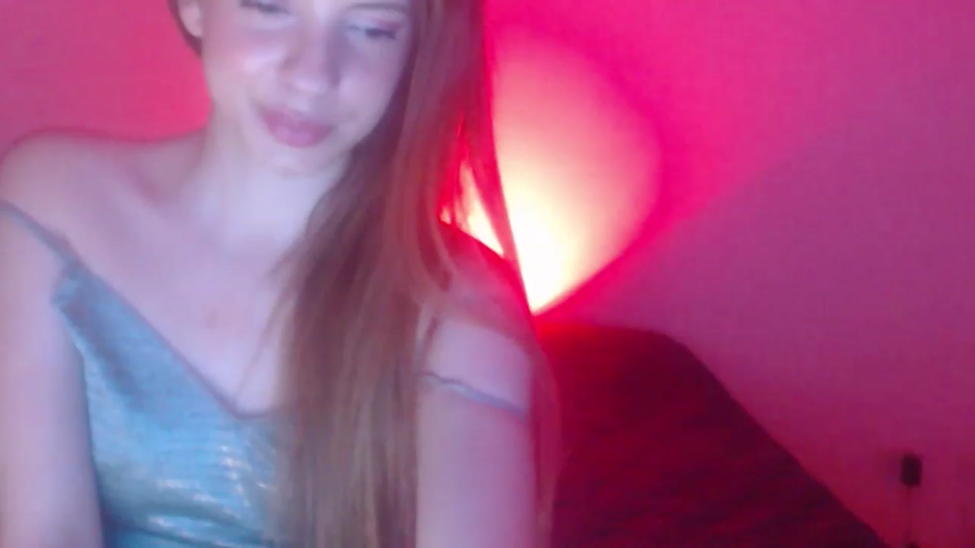 Gallery image thumbnail from Valery2love's myfreecams stream on, 03/01/2023, 07:42 image 4 of 20
