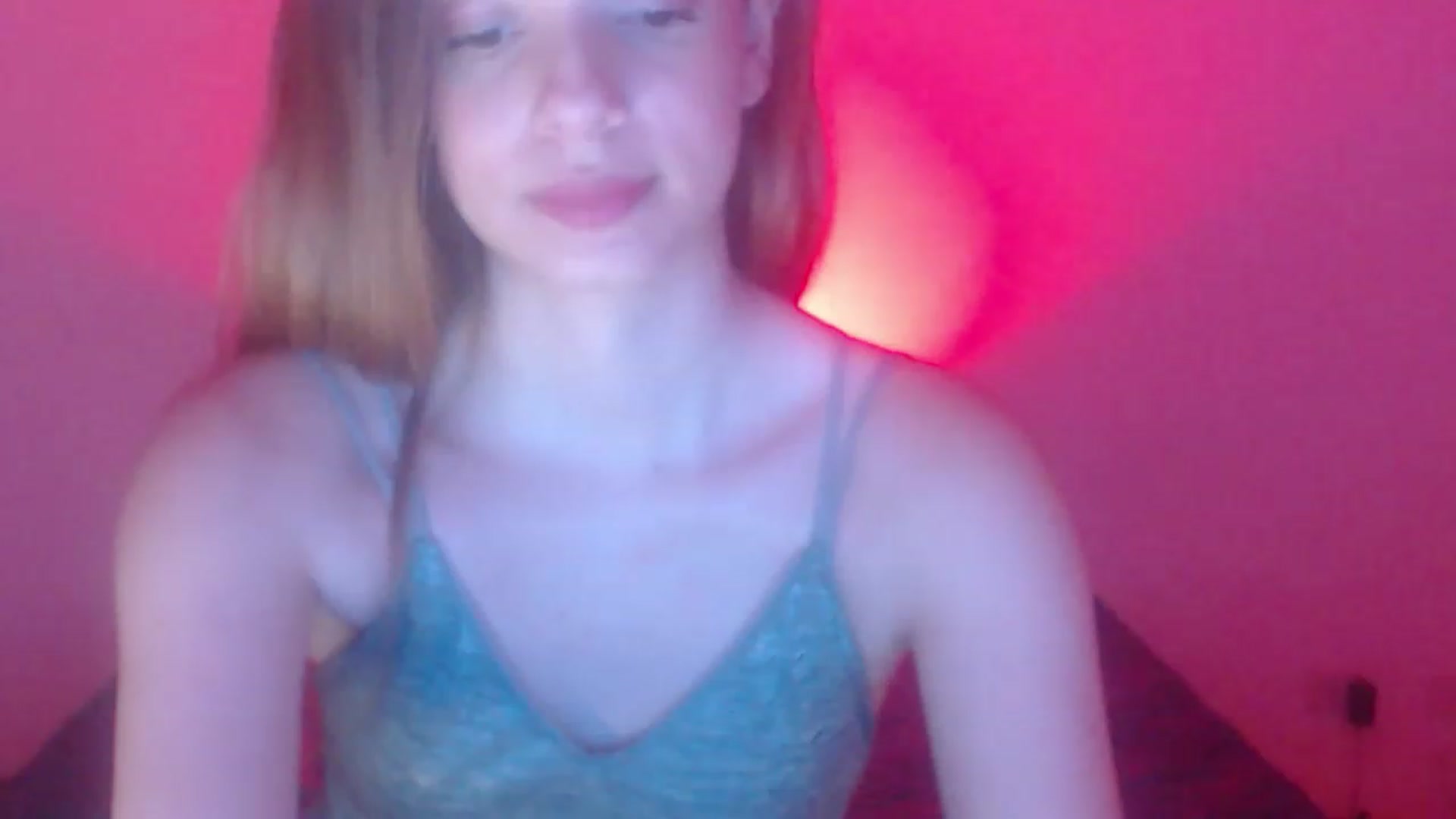Gallery image thumbnail from Valery2love's myfreecams stream on, 03/01/2023, 07:42 image 12 of 20