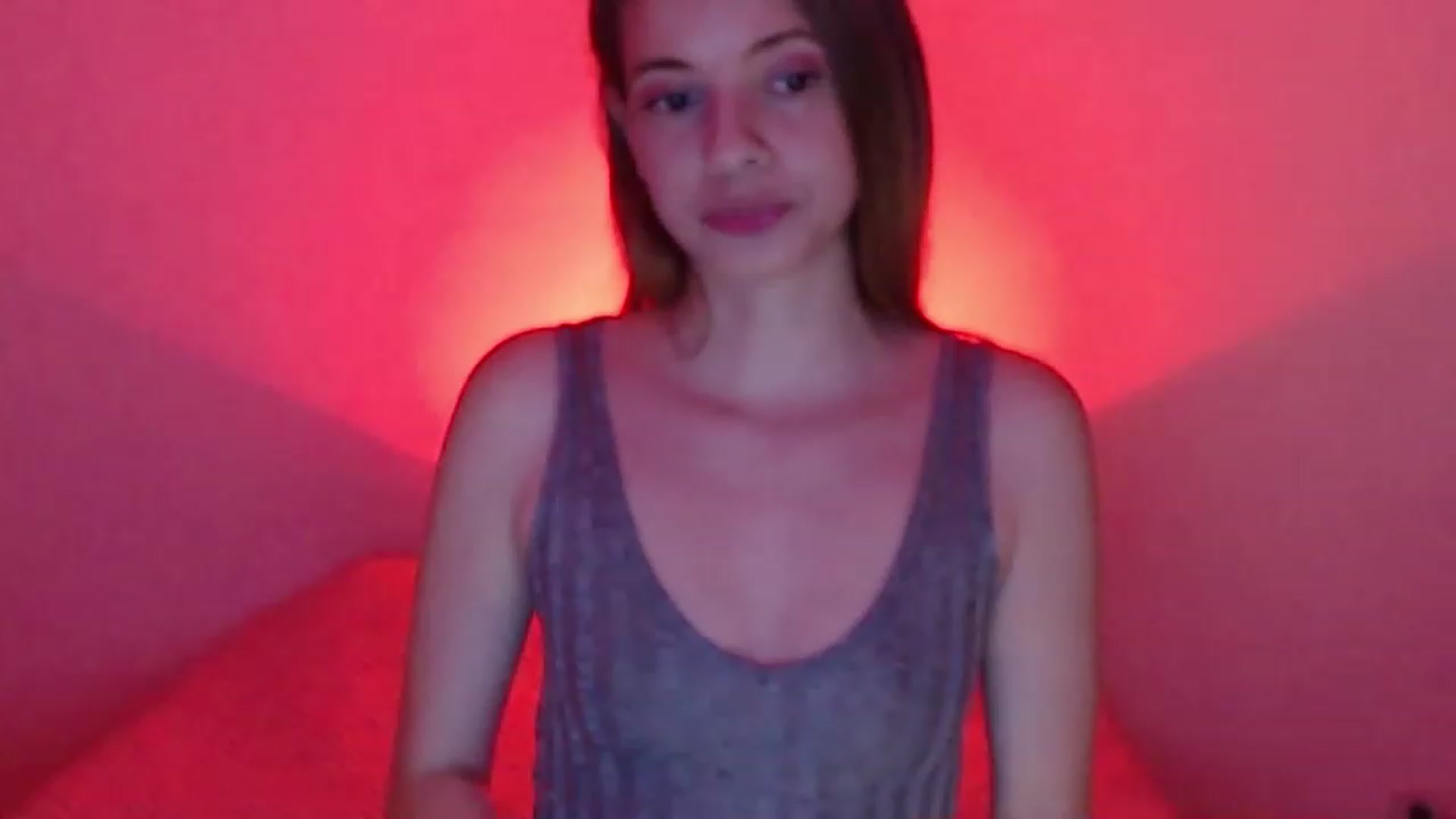 Gallery image thumbnail from Valery2love's myfreecams stream on, 04/12/2023, 07:47 image 18 of 20