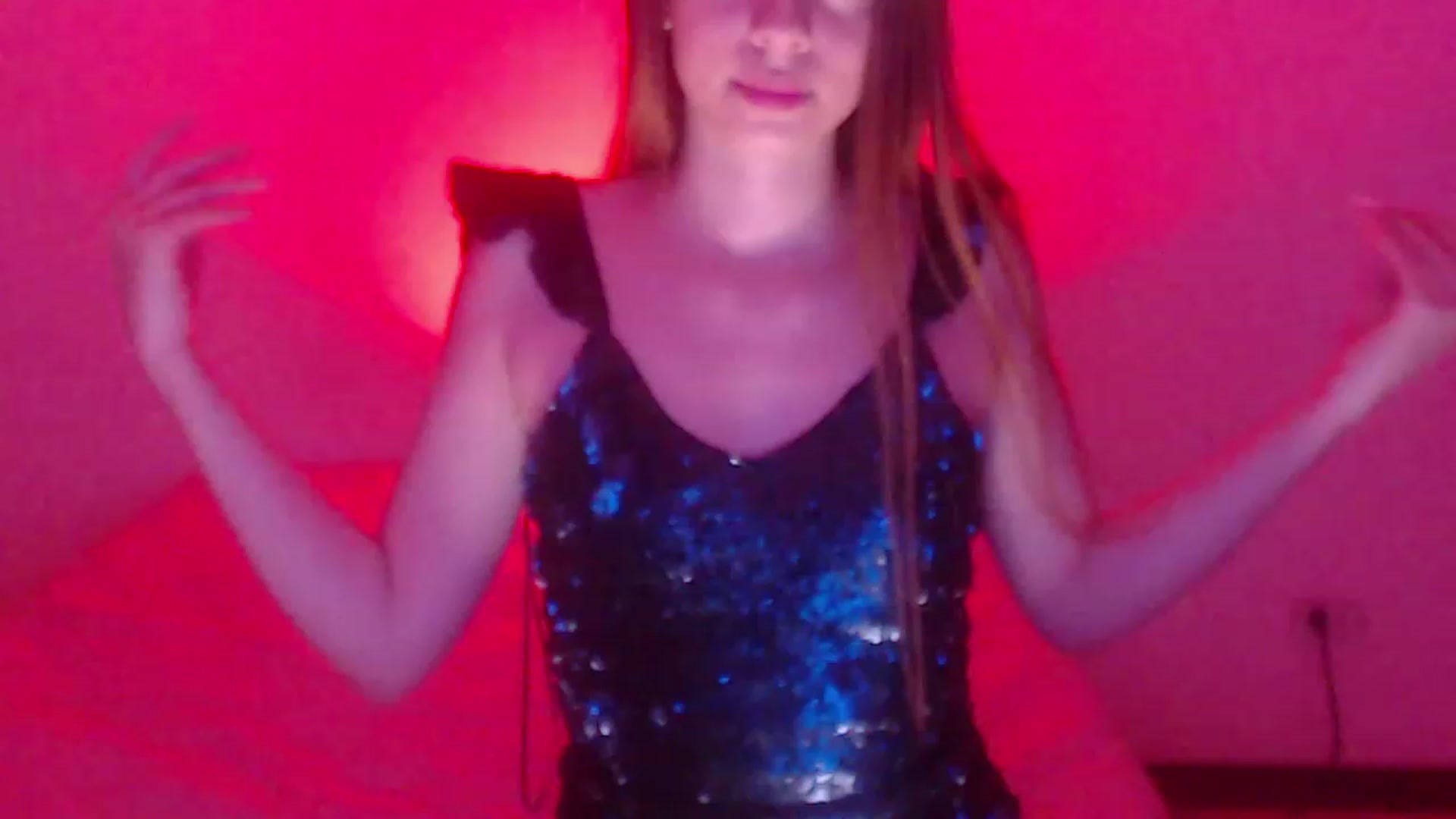 Gallery image thumbnail from Valery2love's myfreecams stream on, 05/05/2023, 08:10 image 2 of 20