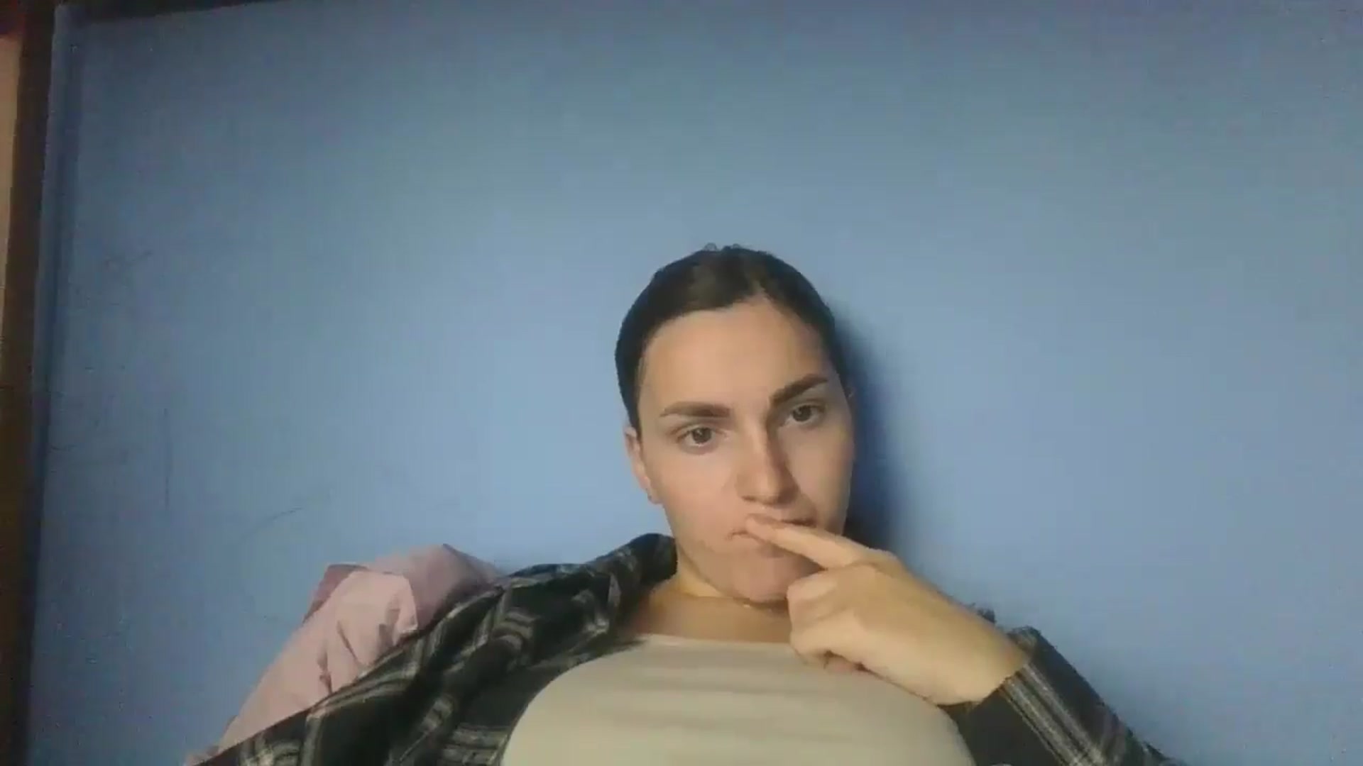 Gallery image thumbnail from ValeryRoze's myfreecams stream on, 10/02/2025, 09:09 image 17 of 20