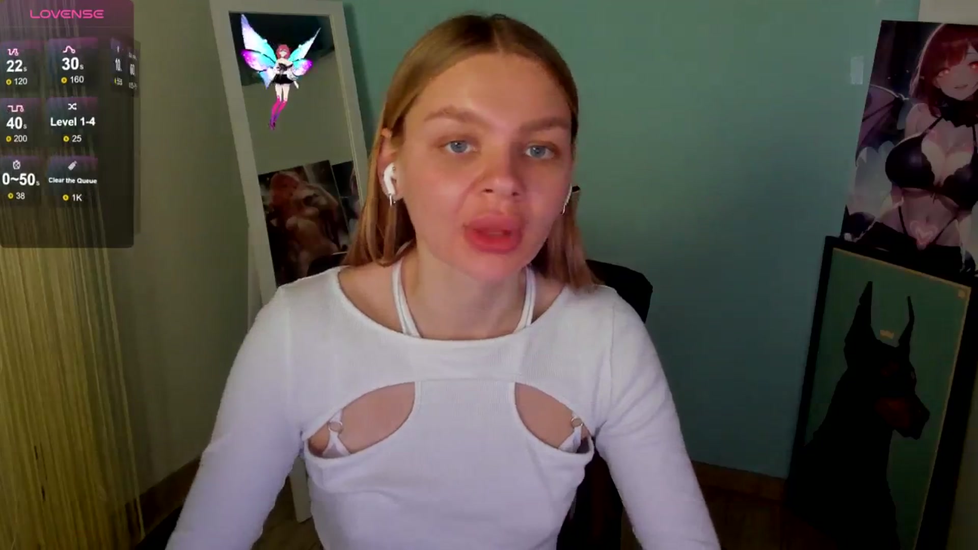 Gallery image thumbnail from Valery_Lovee's myfreecams stream on, 11/08/2024, 12:38 image 15 of 20