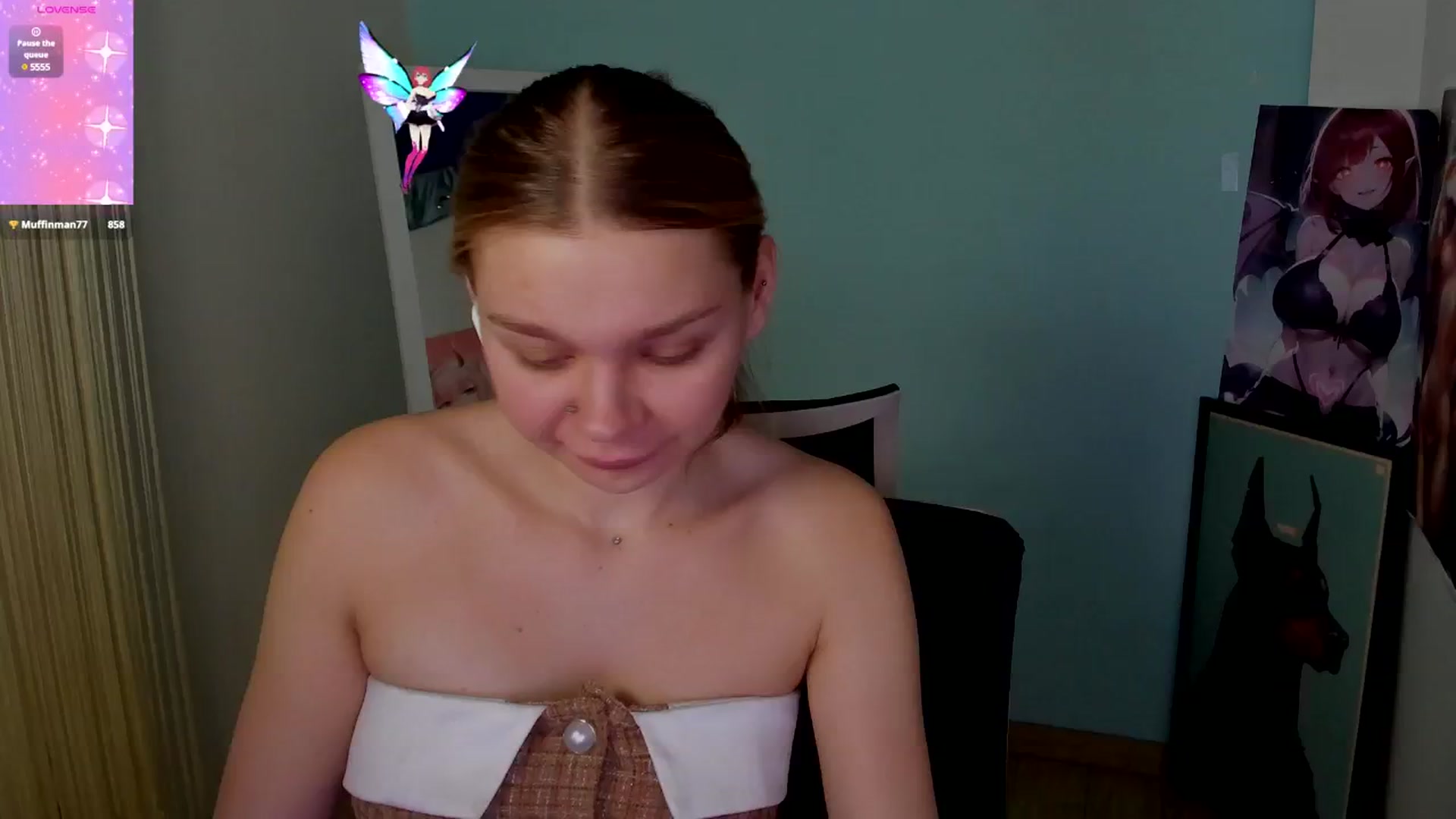 Gallery image thumbnail from Valery_Lovee's myfreecams stream on, 11/17/2024, 12:23 image 9 of 20