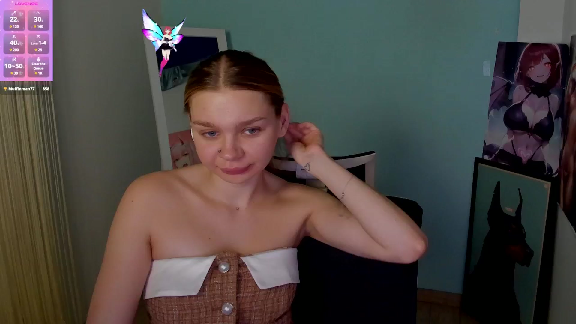 Gallery image thumbnail from Valery_Lovee's myfreecams stream on, 11/17/2024, 12:41 image 9 of 20