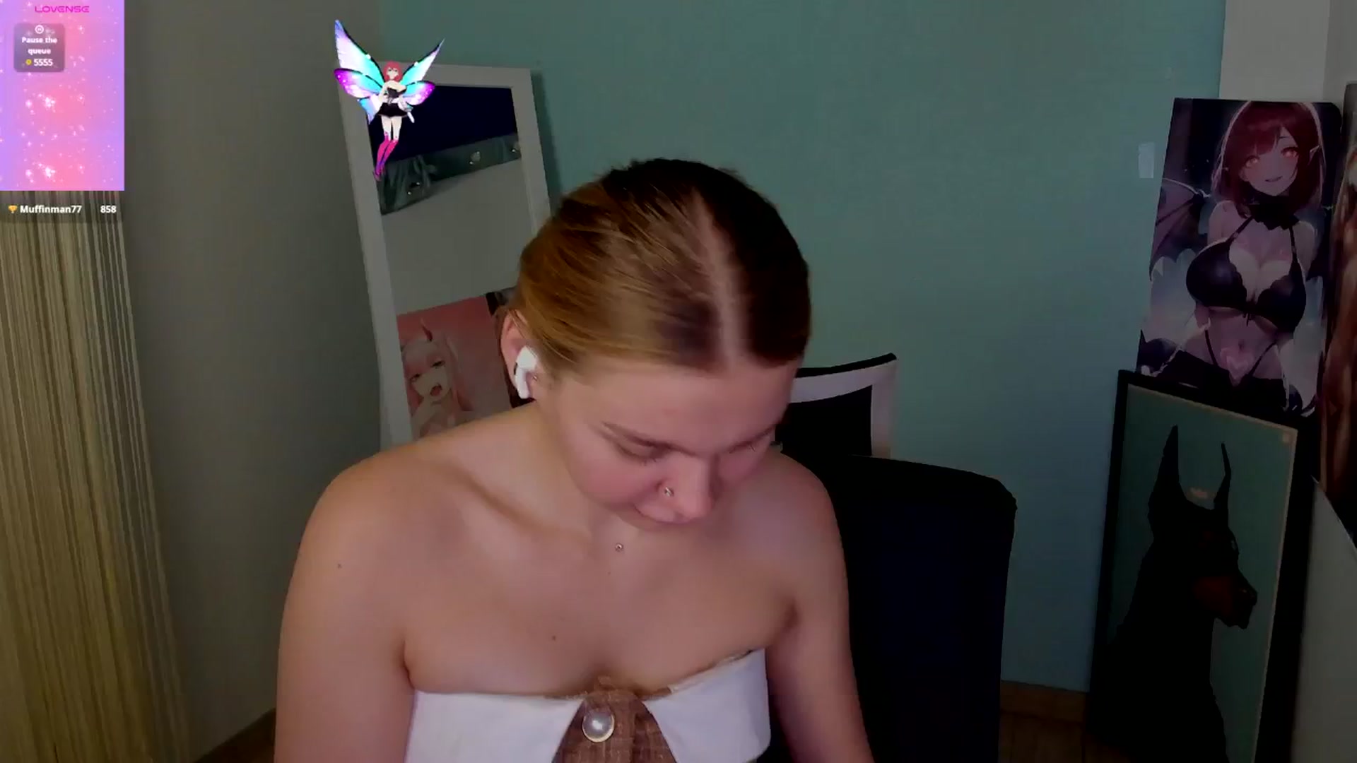 Gallery image thumbnail from Valery_Lovee's myfreecams stream on, 11/17/2024, 12:41 image 3 of 20