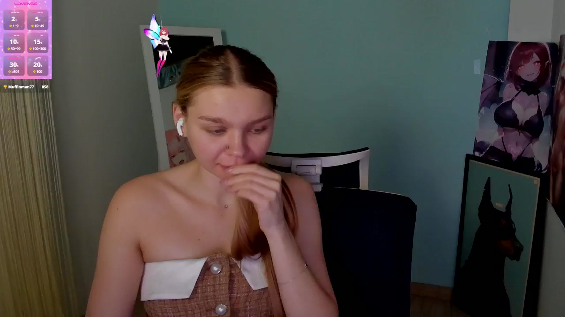 Gallery image thumbnail from Valery_Lovee's myfreecams stream on, 11/17/2024, 12:41 image 16 of 20