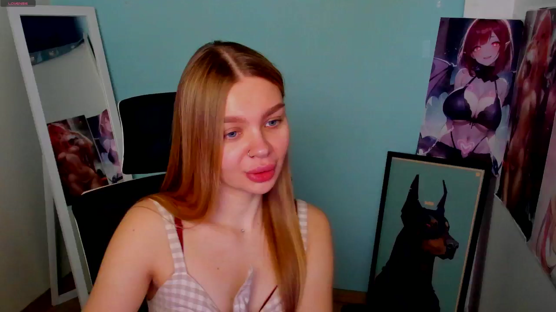 Gallery image thumbnail from Valery_Lovee's myfreecams stream on, 12/03/2024, 07:53 image 13 of 20