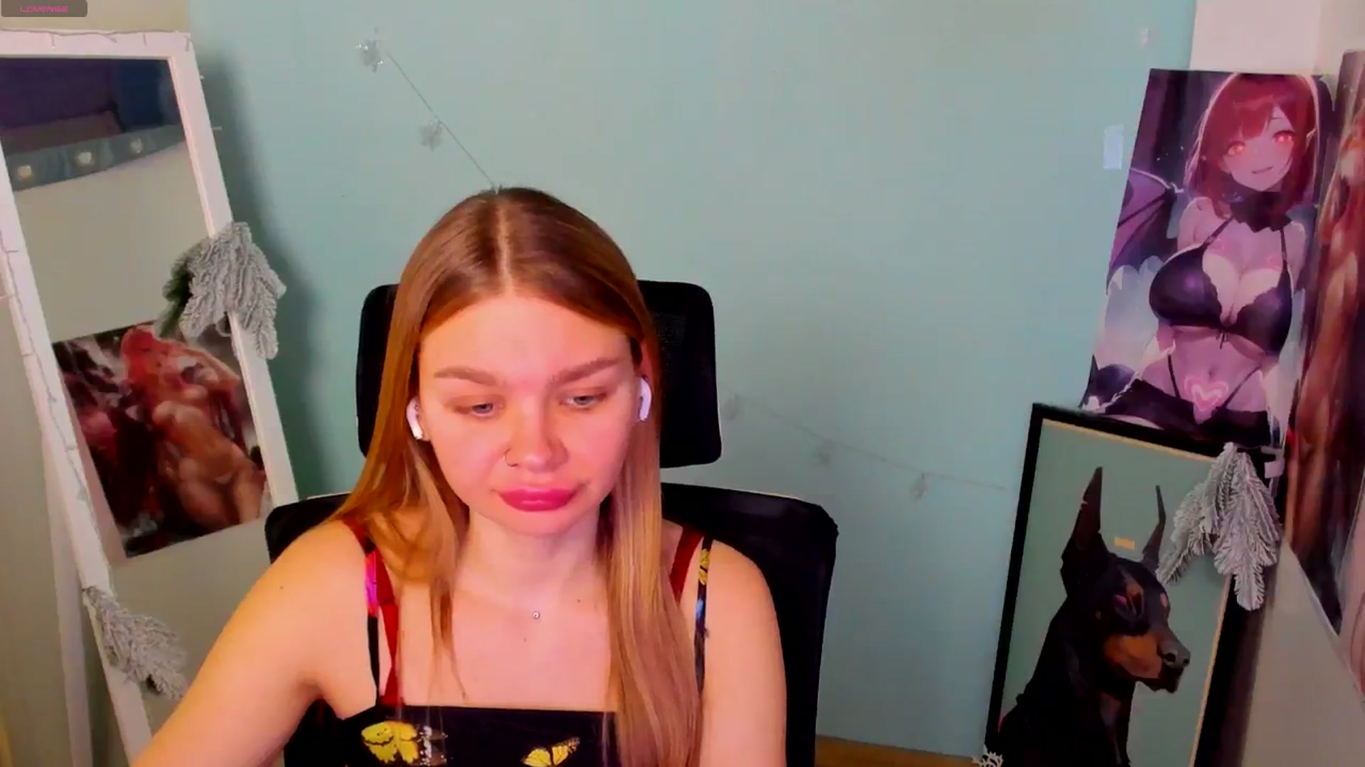 Gallery image thumbnail from Valery_Lovee's myfreecams stream on, 12/28/2024, 12:35 image 3 of 20