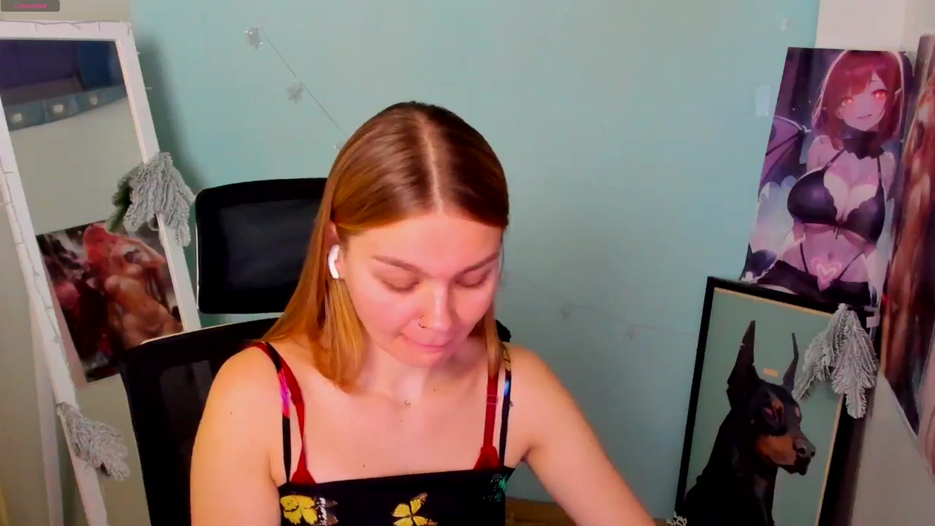 Gallery image thumbnail from Valery_Lovee's myfreecams stream on, 12/28/2024, 12:35 image 9 of 20
