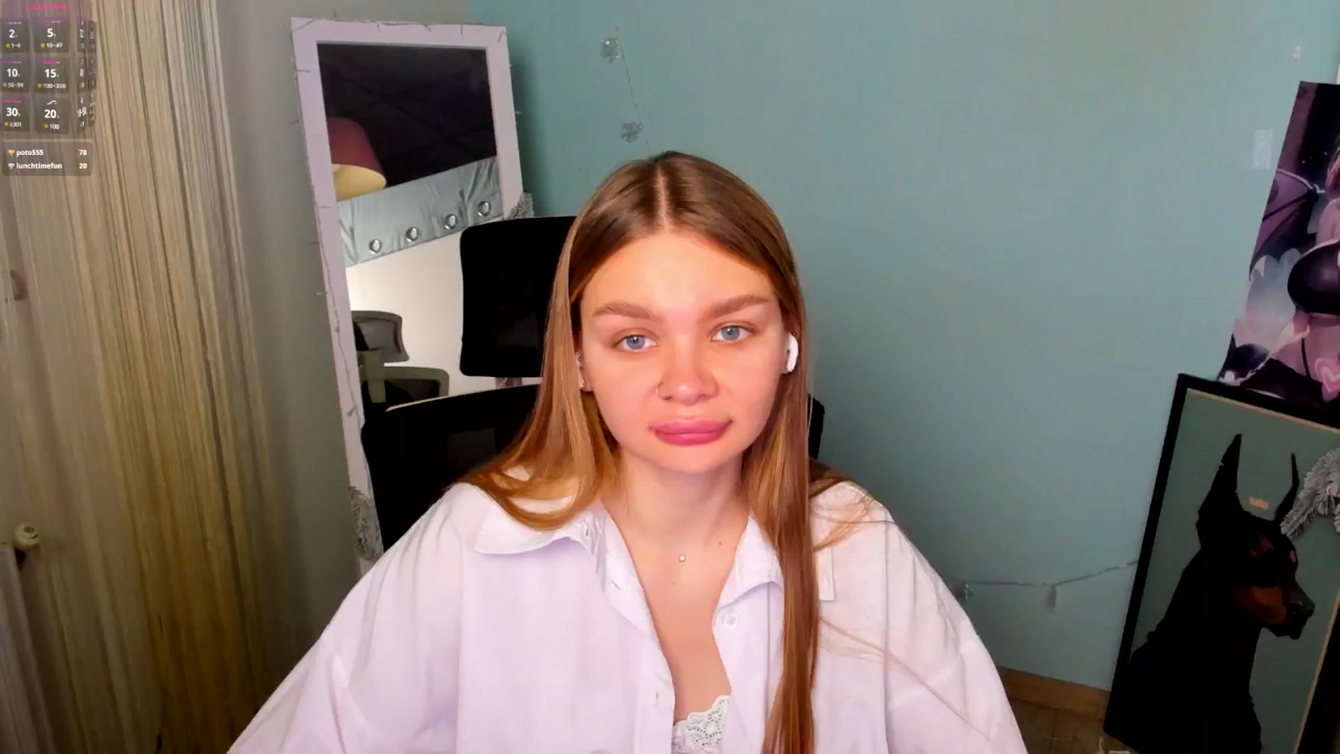 Gallery image thumbnail from Valery_Lovee's myfreecams stream on, 01/05/2025, 08:39 image 13 of 20