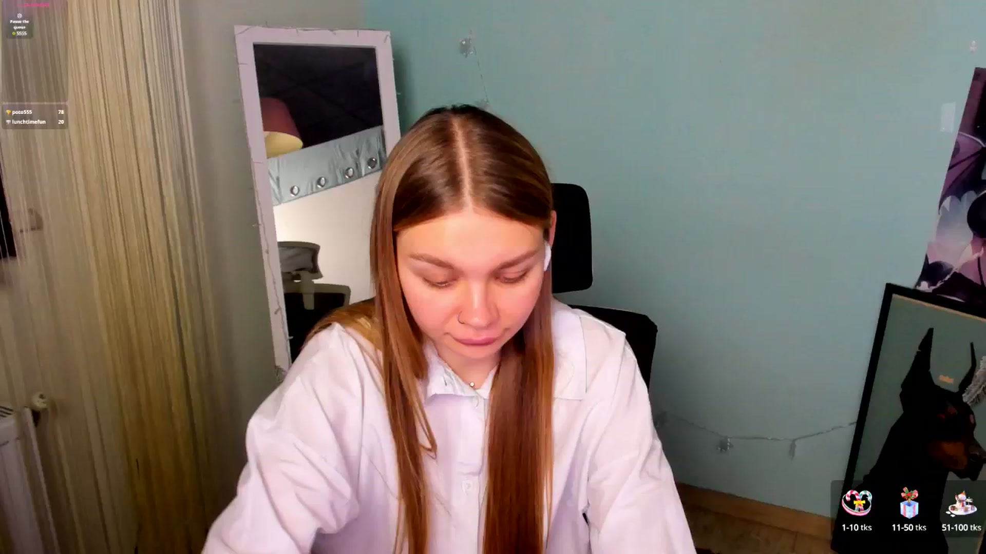 Gallery image thumbnail from Valery_Lovee's myfreecams stream on, 01/05/2025, 12:27 image 17 of 20