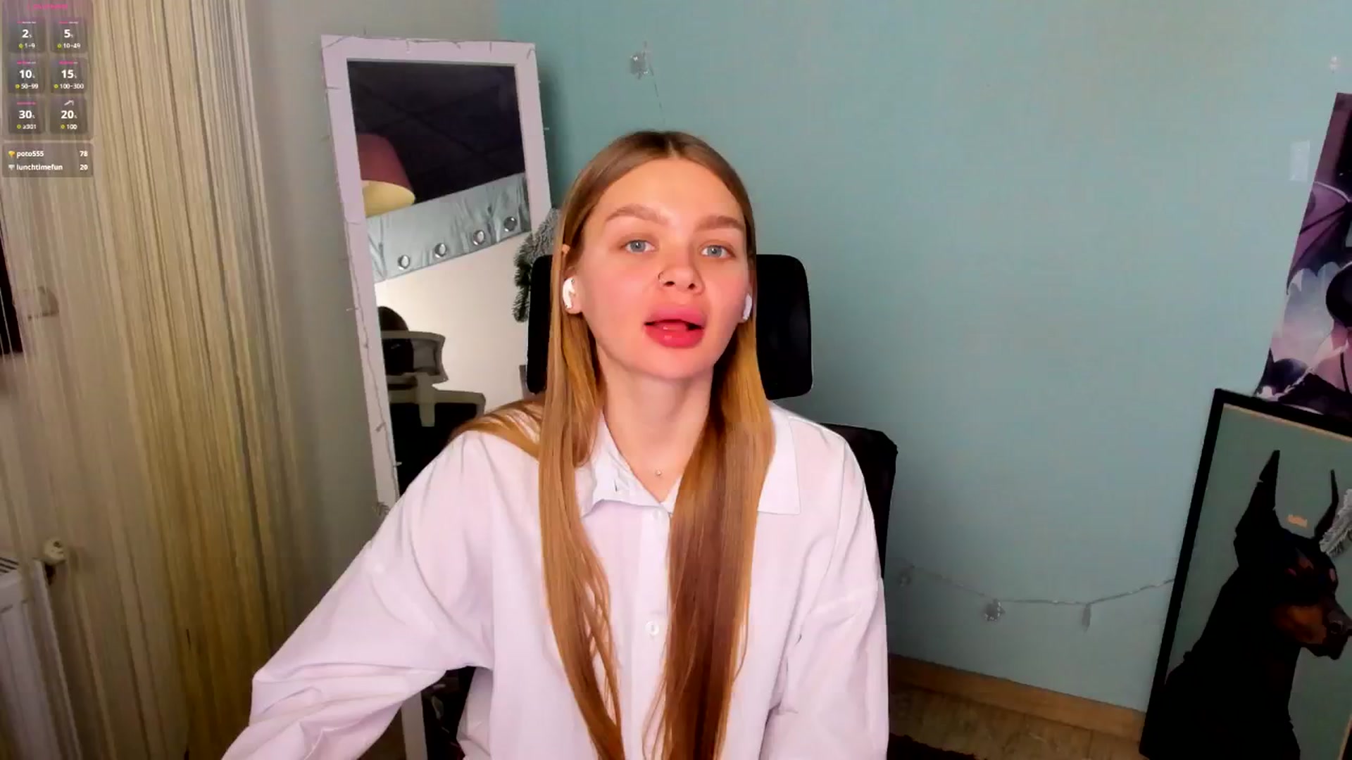 Gallery image thumbnail from Valery_Lovee's myfreecams stream on, 01/05/2025, 12:27 image 18 of 20