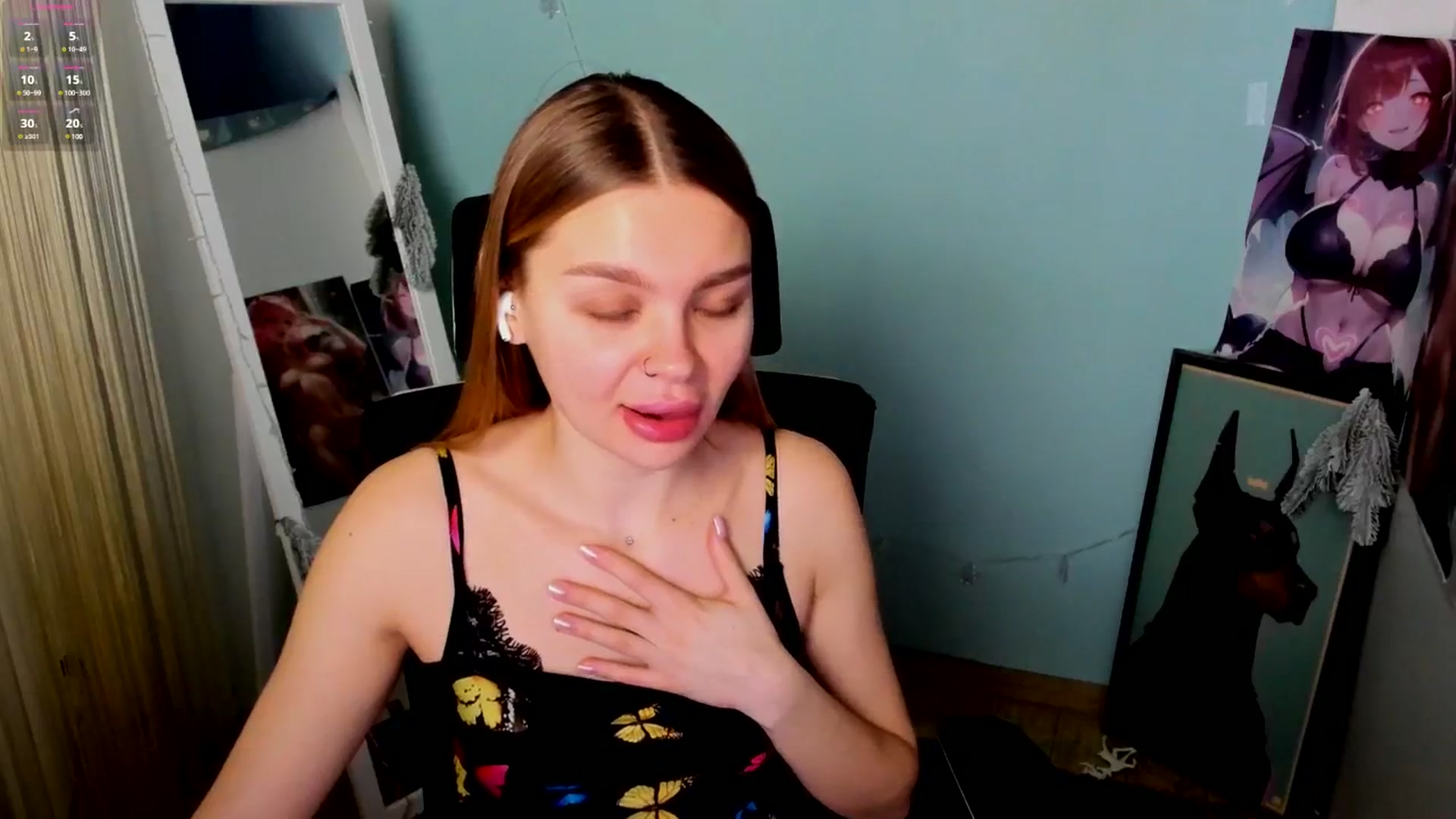 Gallery image thumbnail from Valery_Lovee's myfreecams stream on, 01/06/2025, 09:24 image 12 of 20