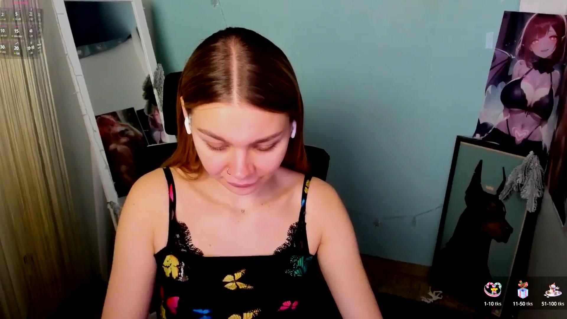 Gallery image thumbnail from Valery_Lovee's myfreecams stream on, 01/06/2025, 09:24 image 14 of 20
