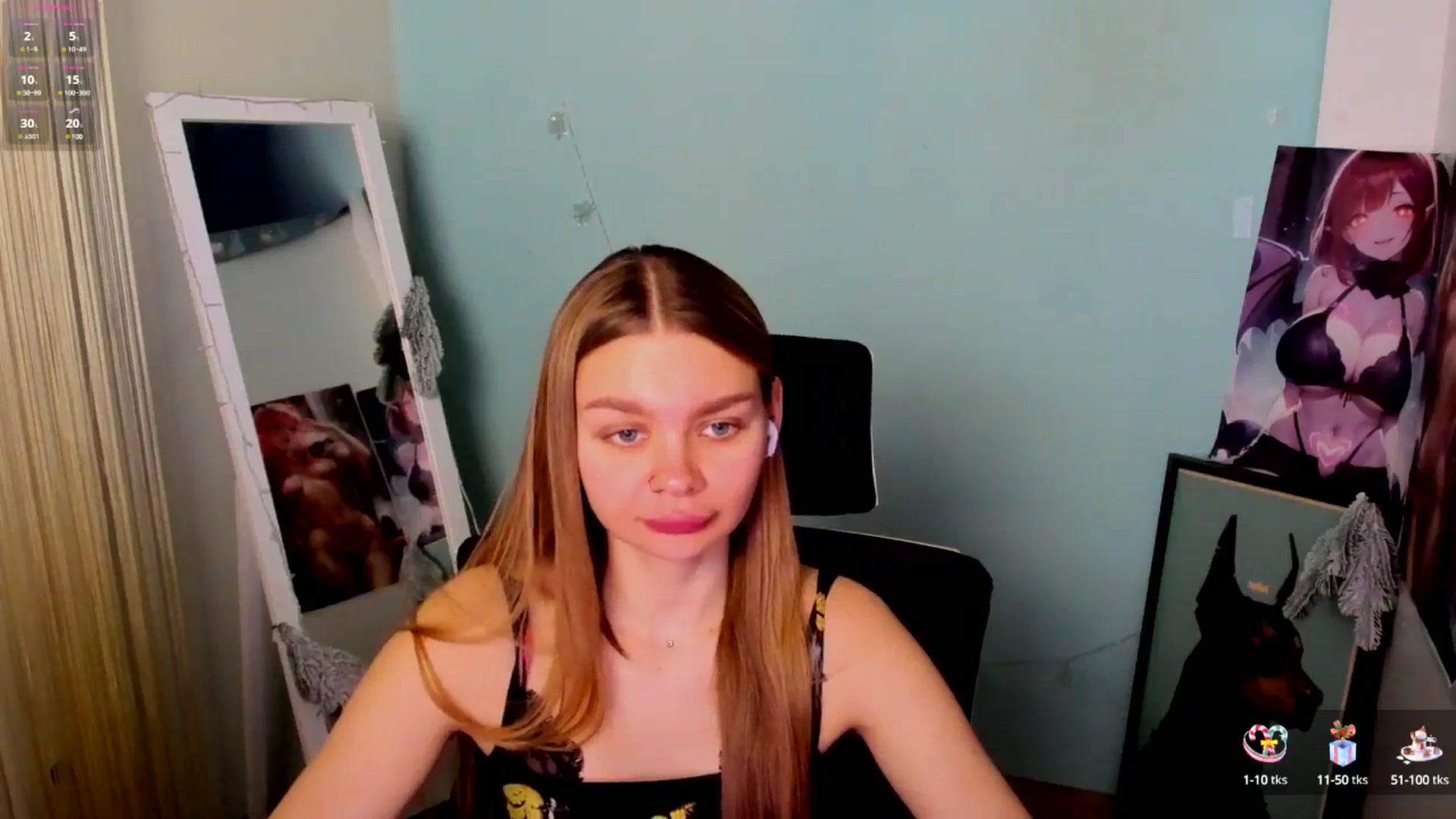 Gallery image thumbnail from Valery_Lovee's myfreecams stream on, 01/06/2025, 10:41 image 6 of 20