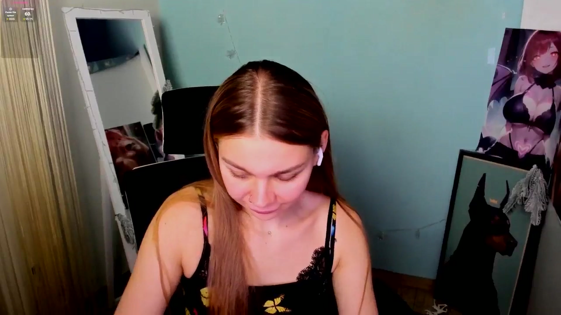 Gallery image thumbnail from Valery_Lovee's myfreecams stream on, 01/06/2025, 10:41 image 18 of 20