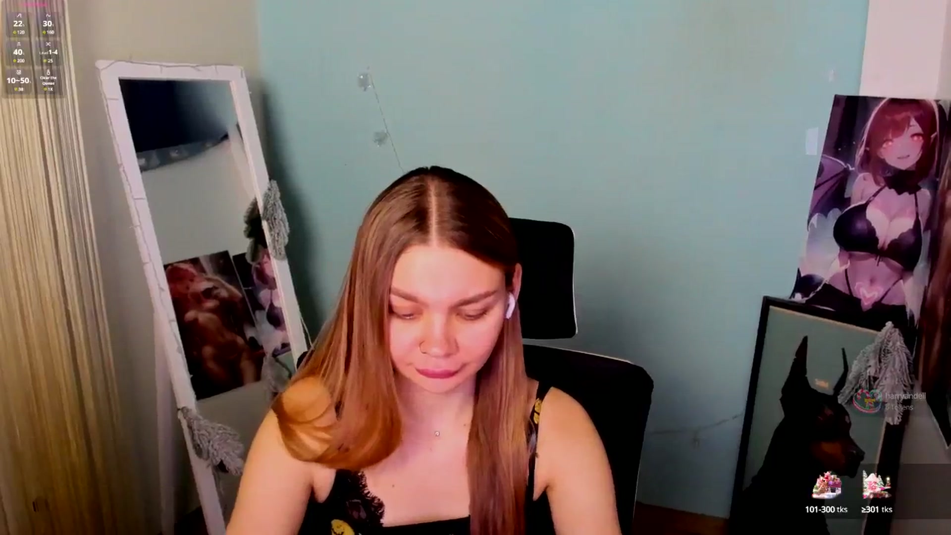 Gallery image thumbnail from Valery_Lovee's myfreecams stream on, 01/06/2025, 10:41 image 4 of 20