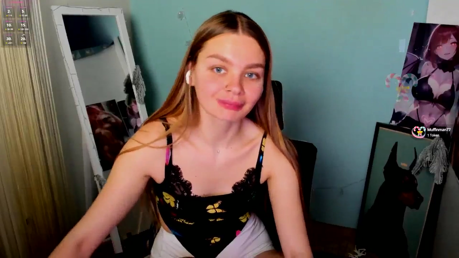 Gallery image thumbnail from Valery_Lovee's myfreecams stream on, 01/06/2025, 11:44 image 15 of 20