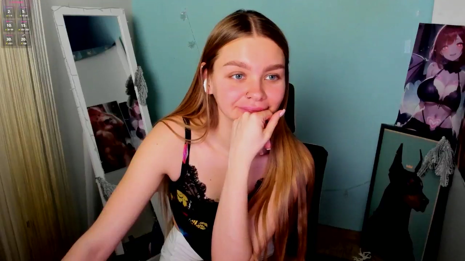 Gallery image thumbnail from Valery_Lovee's myfreecams stream on, 01/06/2025, 11:44 image 13 of 20
