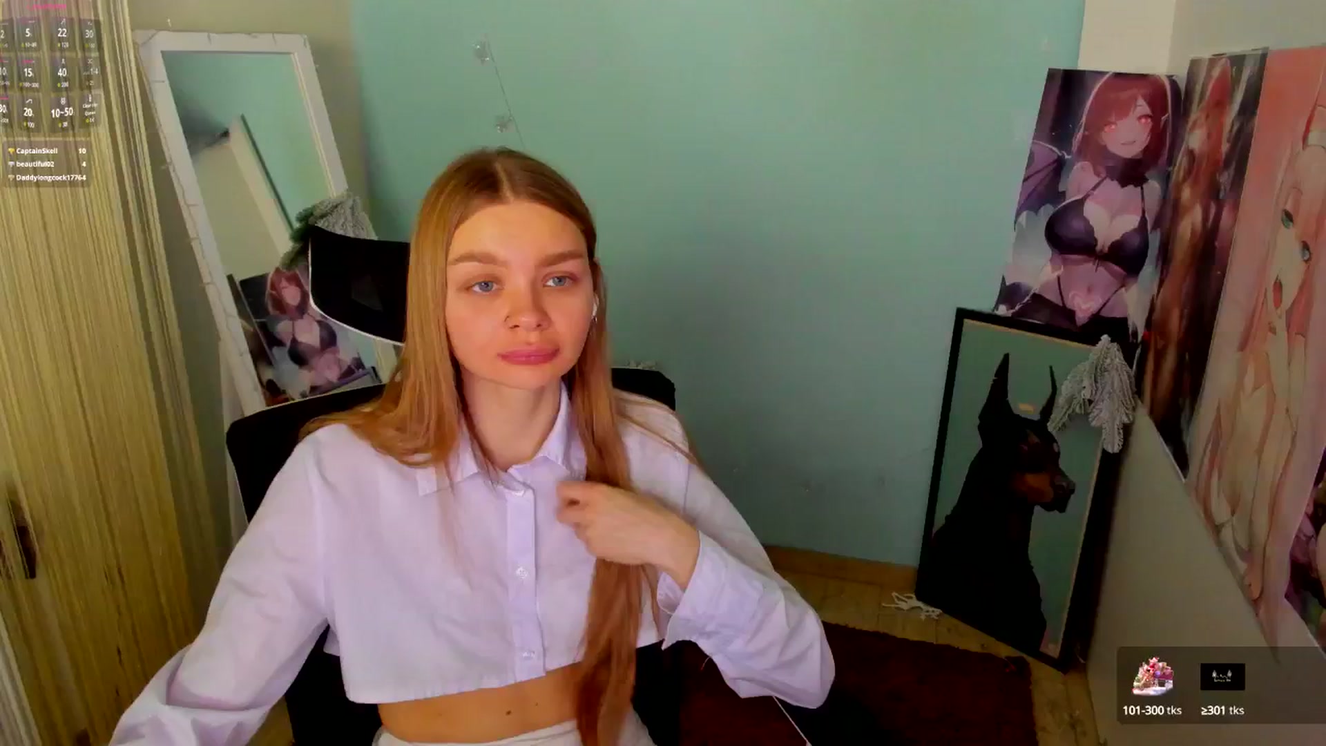 Gallery image thumbnail from Valery_Lovee's myfreecams stream on, 01/09/2025, 11:00 image 17 of 20