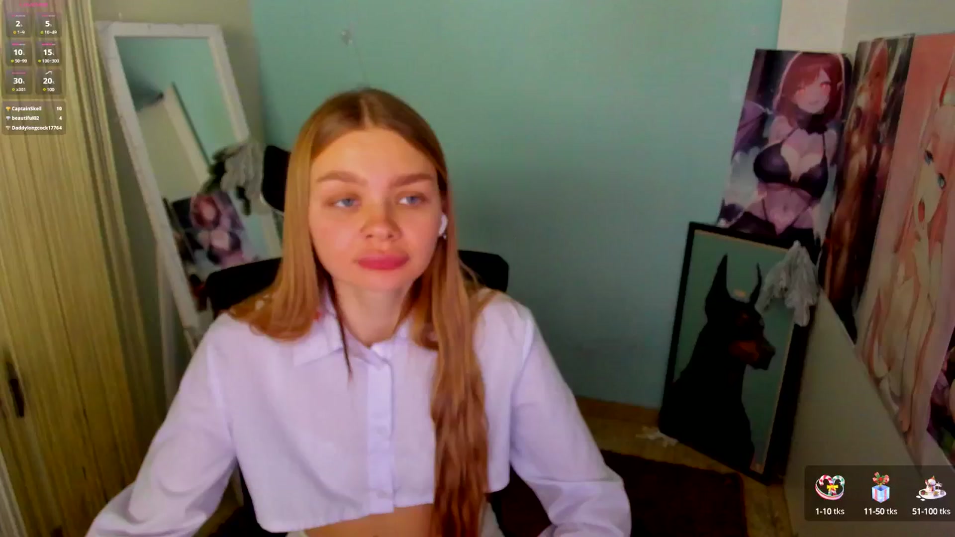 Gallery image thumbnail from Valery_Lovee's myfreecams stream on, 01/09/2025, 11:00 image 9 of 20