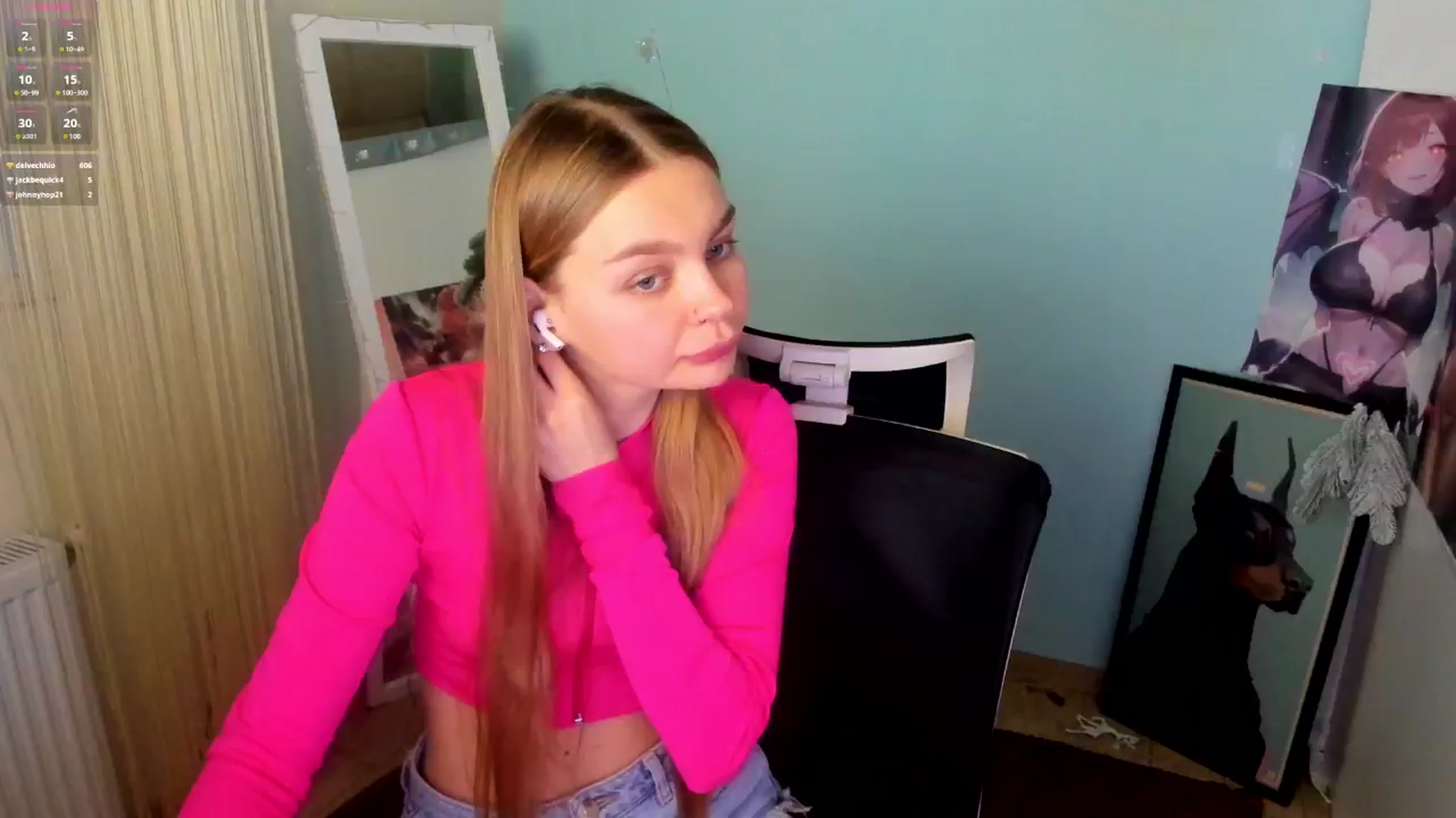 Gallery image thumbnail from Valery_Lovee's myfreecams stream on, 01/14/2025, 12:38 image 19 of 20