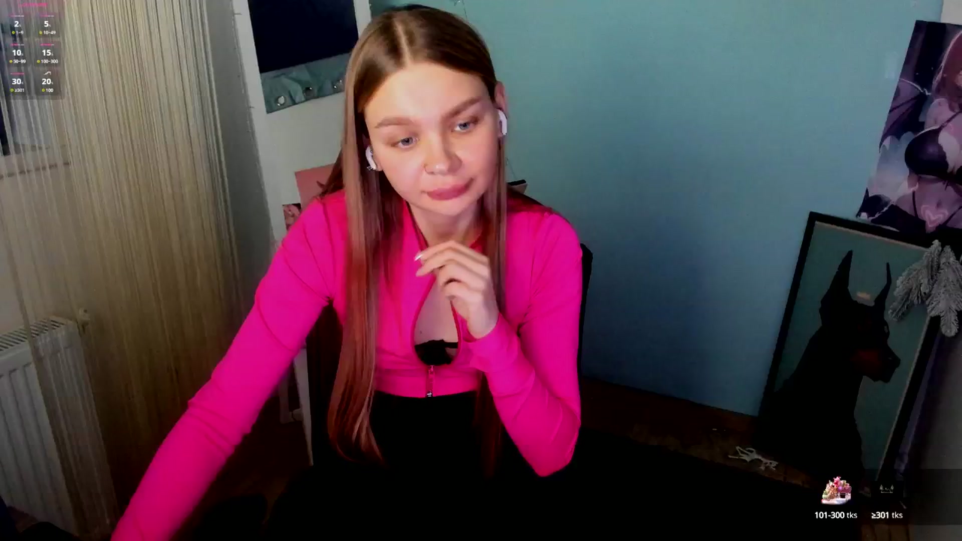 Gallery image thumbnail from Valery_Lovee's myfreecams stream on, 01/16/2025, 12:34 image 15 of 20
