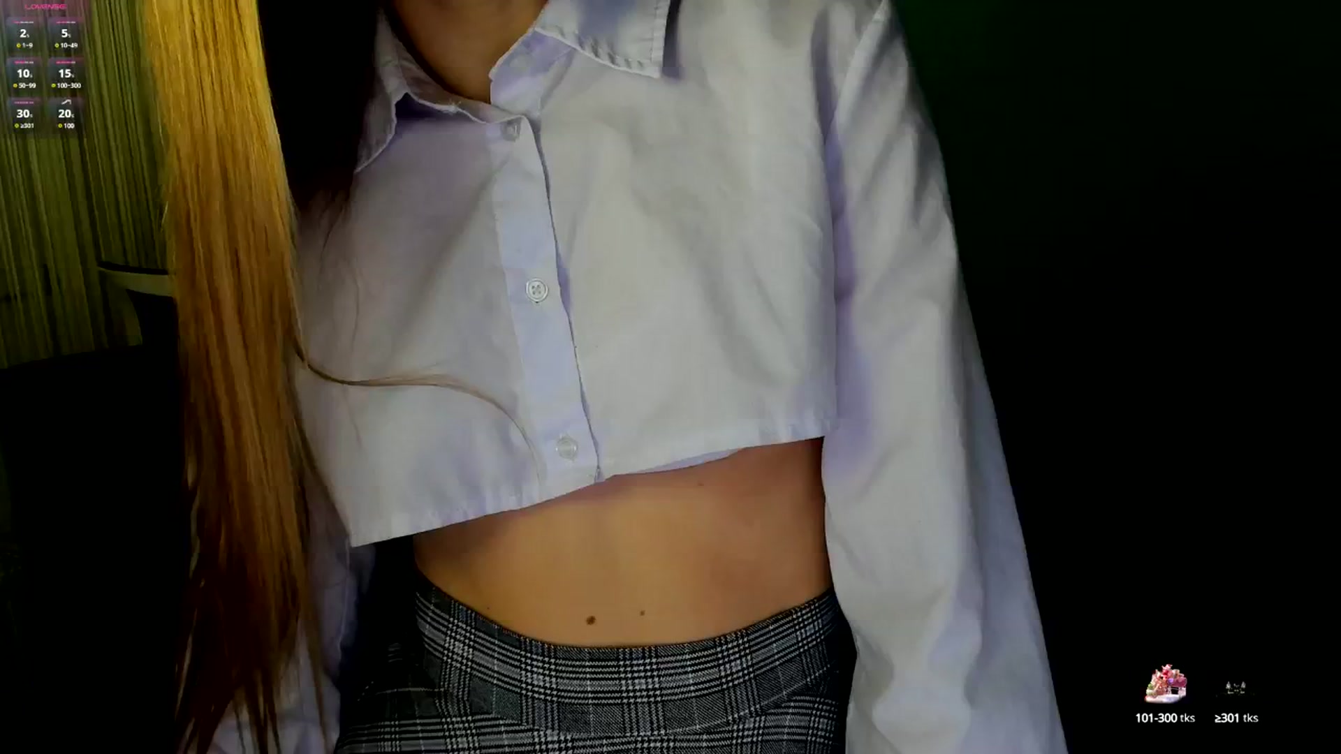 Gallery image thumbnail from Valery_Lovee's myfreecams stream on, 01/17/2025, 09:49 image 16 of 20