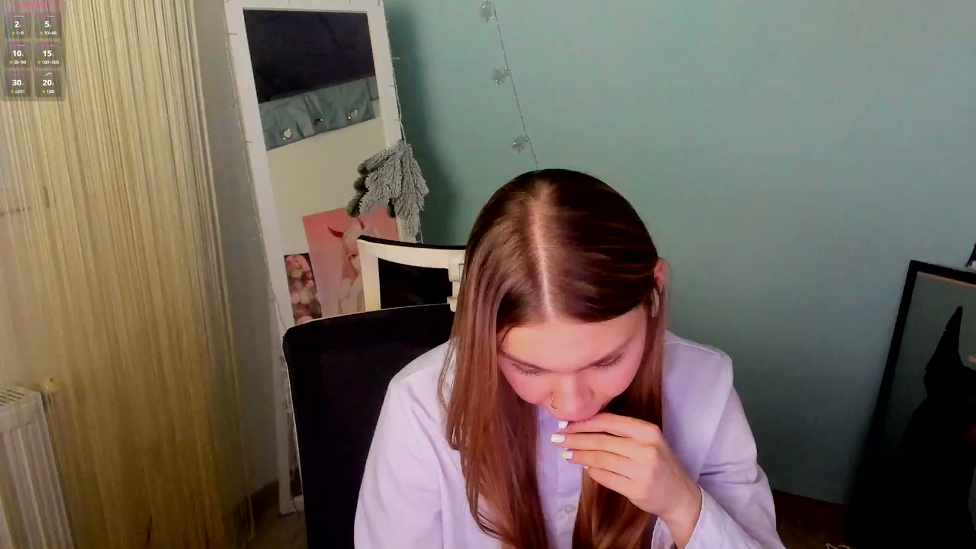 Gallery image thumbnail from Valery_Lovee's myfreecams stream on, 01/17/2025, 12:36 image 19 of 20