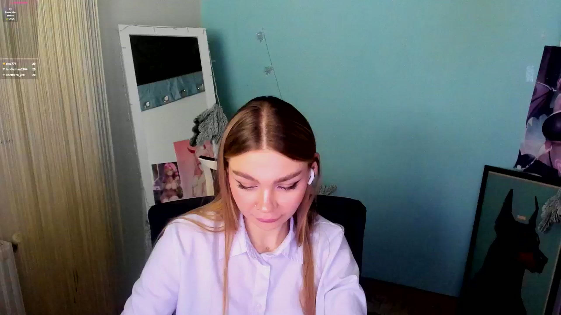 Gallery image thumbnail from Valery_Lovee's myfreecams stream on, 01/18/2025, 08:58 image 15 of 20