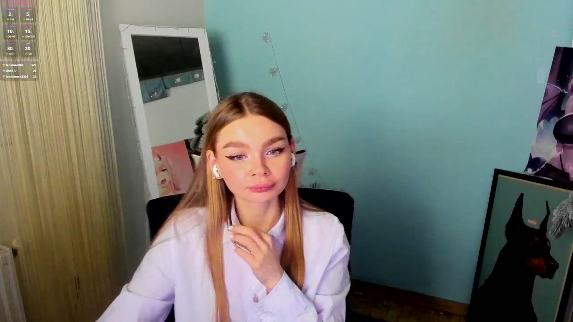 Gallery image thumbnail from Valery_Lovee's myfreecams stream on, 01/18/2025, 11:14 image 19 of 20