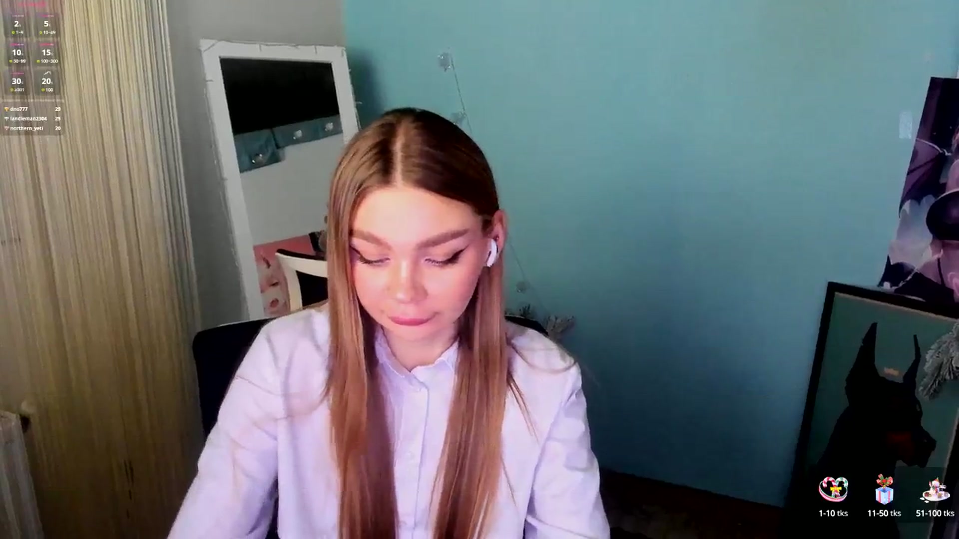 Gallery image thumbnail from Valery_Lovee's myfreecams stream on, 01/18/2025, 11:14 image 7 of 20