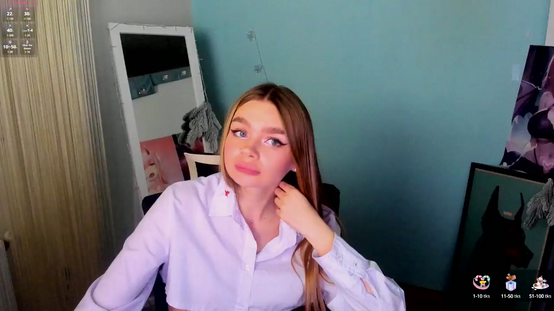 Gallery image thumbnail from Valery_Lovee's myfreecams stream on, 01/18/2025, 12:44 image 16 of 20