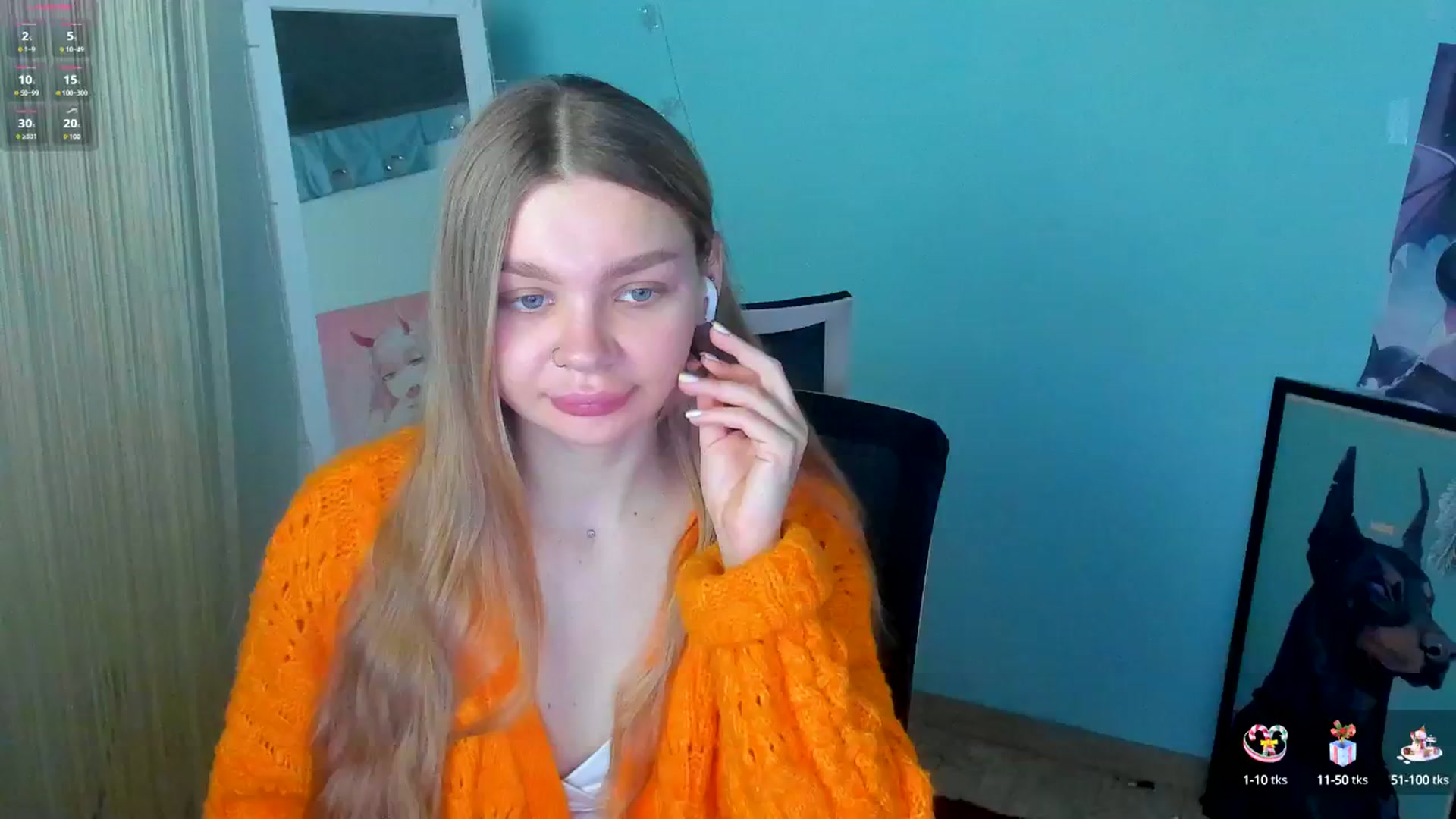 Gallery image thumbnail from Valery_Lovee's myfreecams stream on, 01/21/2025, 08:12 image 16 of 20