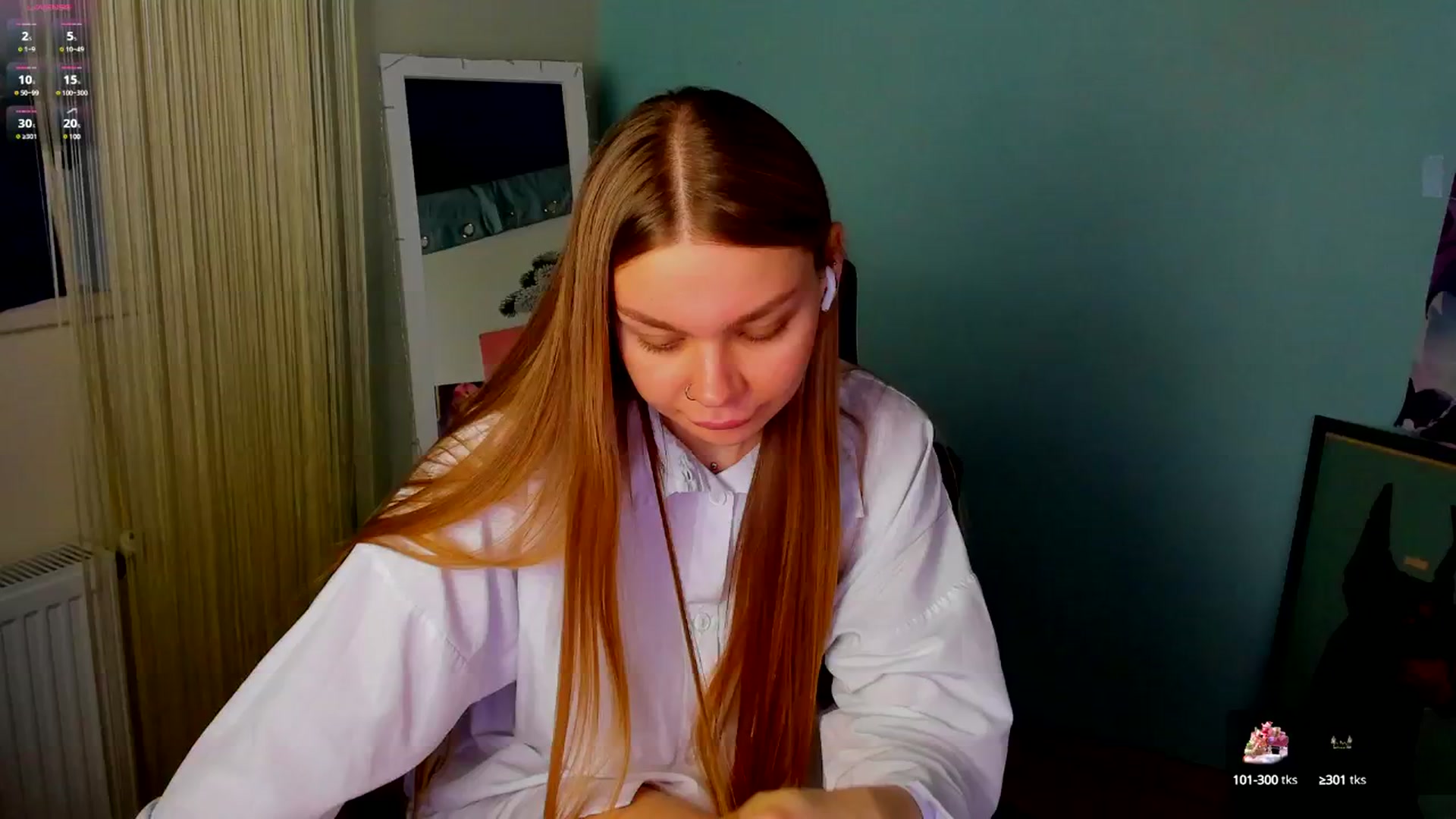 Gallery image thumbnail from Valery_Lovee's myfreecams stream on, 01/22/2025, 09:09 image 14 of 20